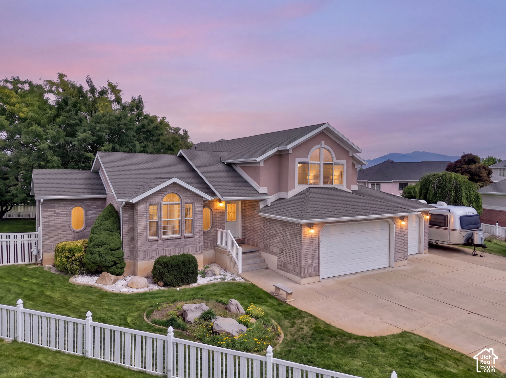 main property photo 44