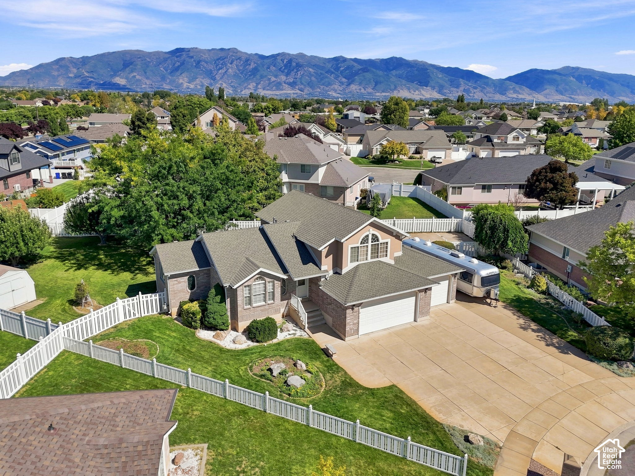 main property photo 46