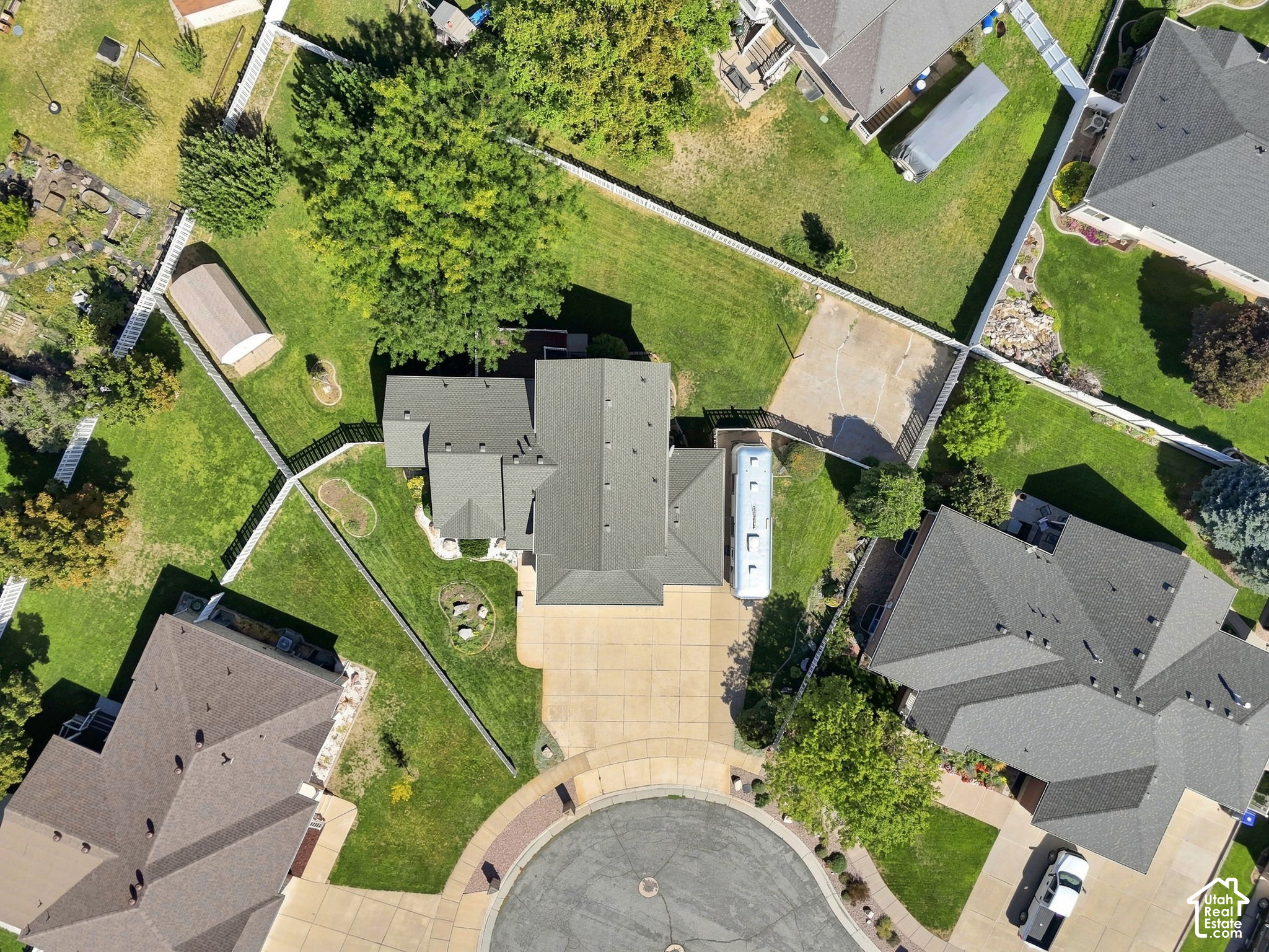 main property photo 49