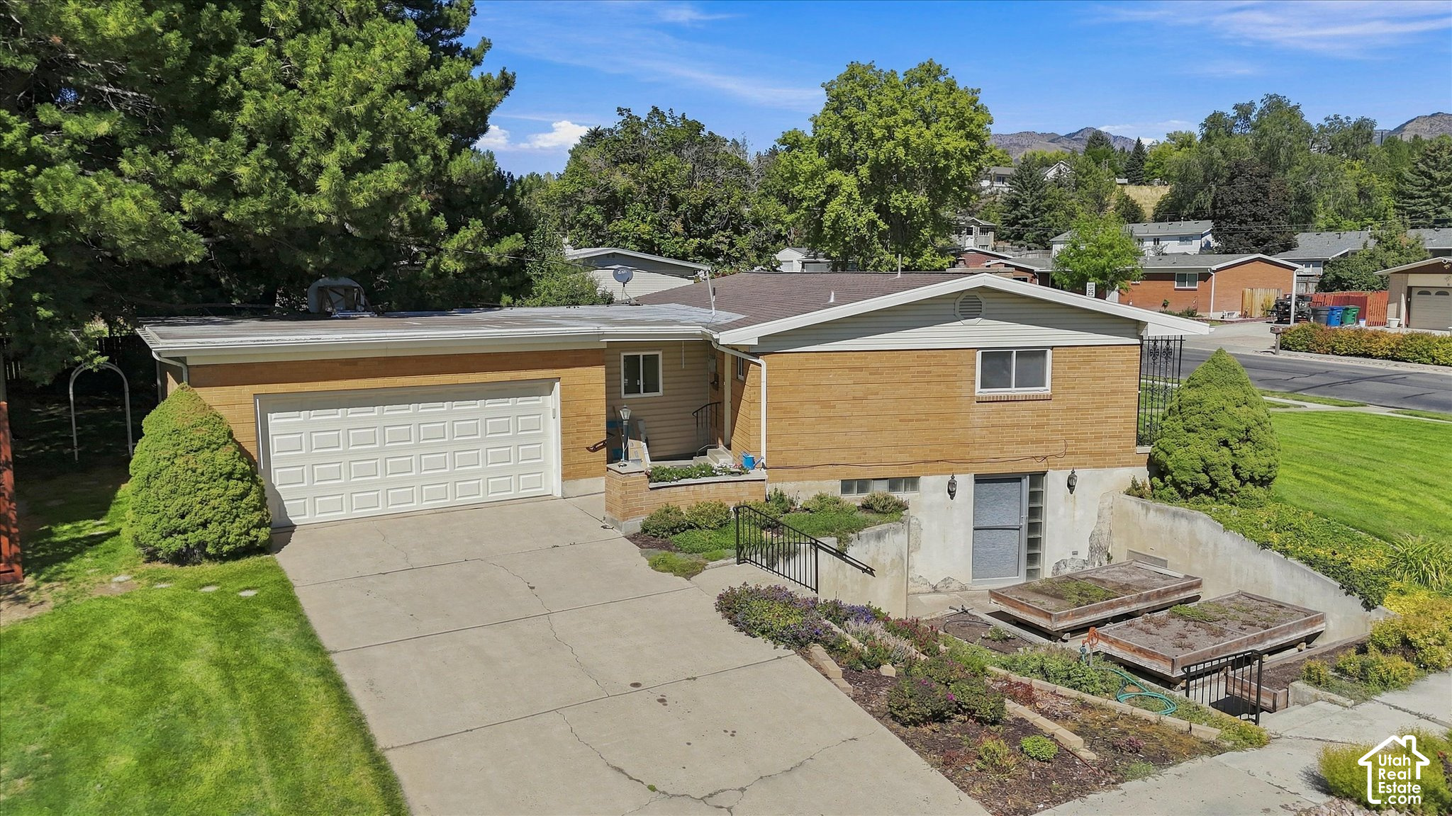 main property photo 52