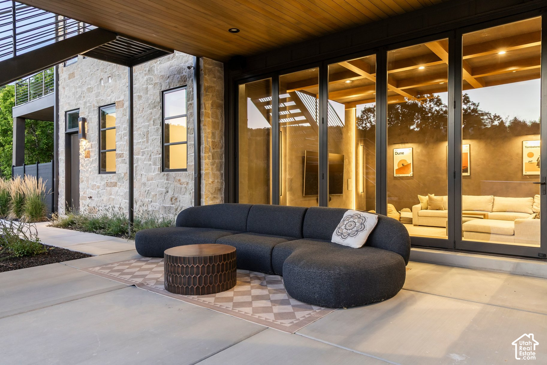 main property photo 76