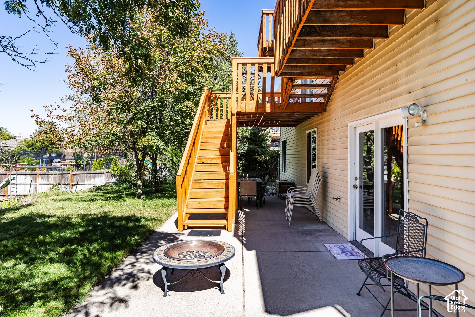 main property photo 31