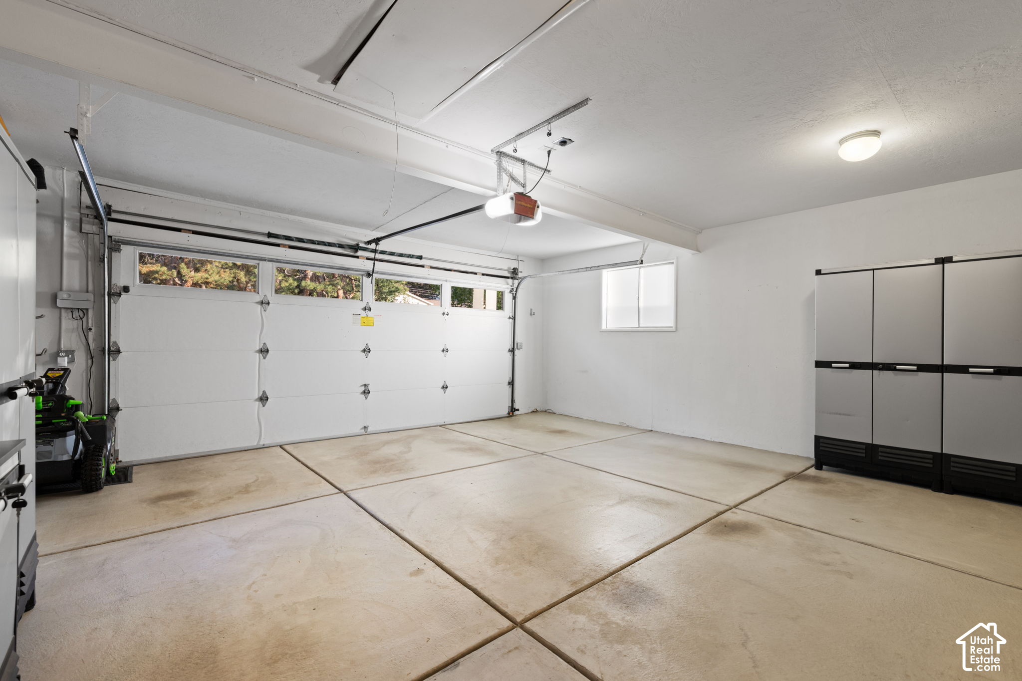 main property photo 60