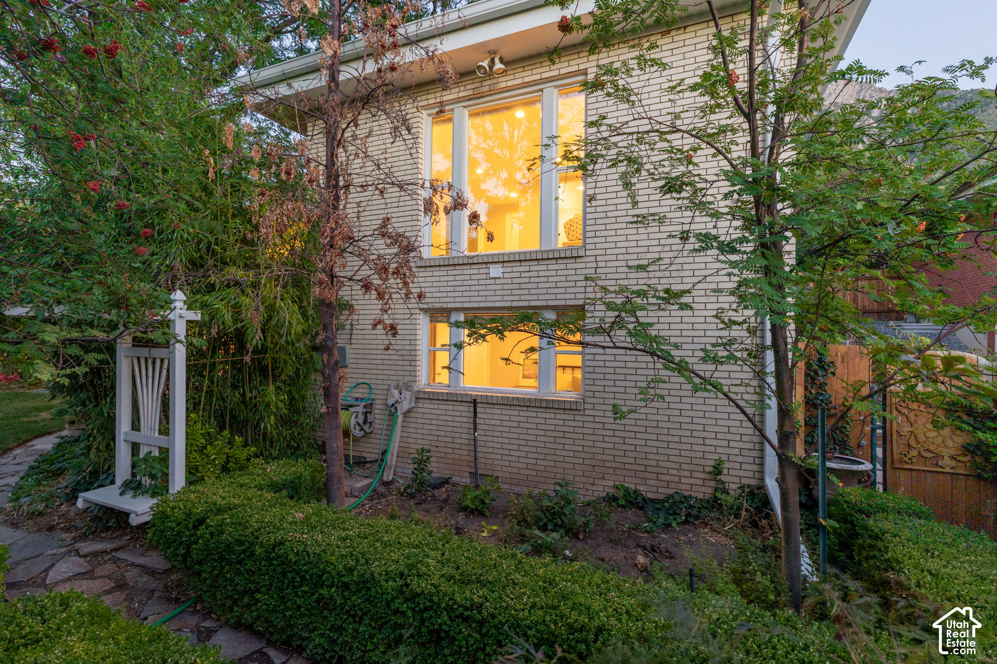 main property photo 74