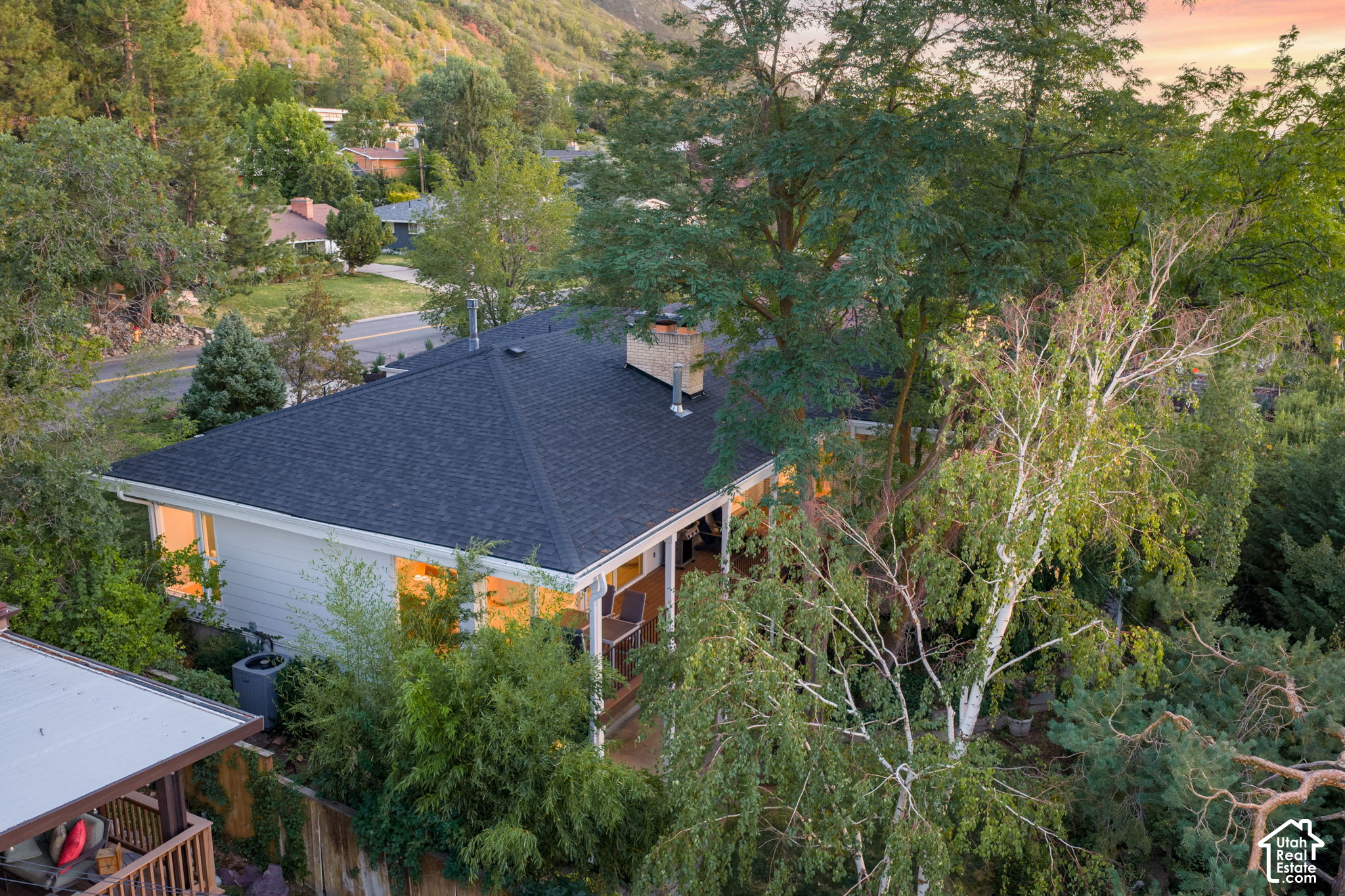 main property photo 79