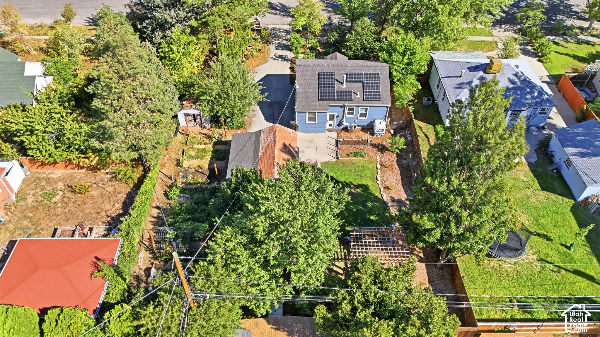 main property photo 32