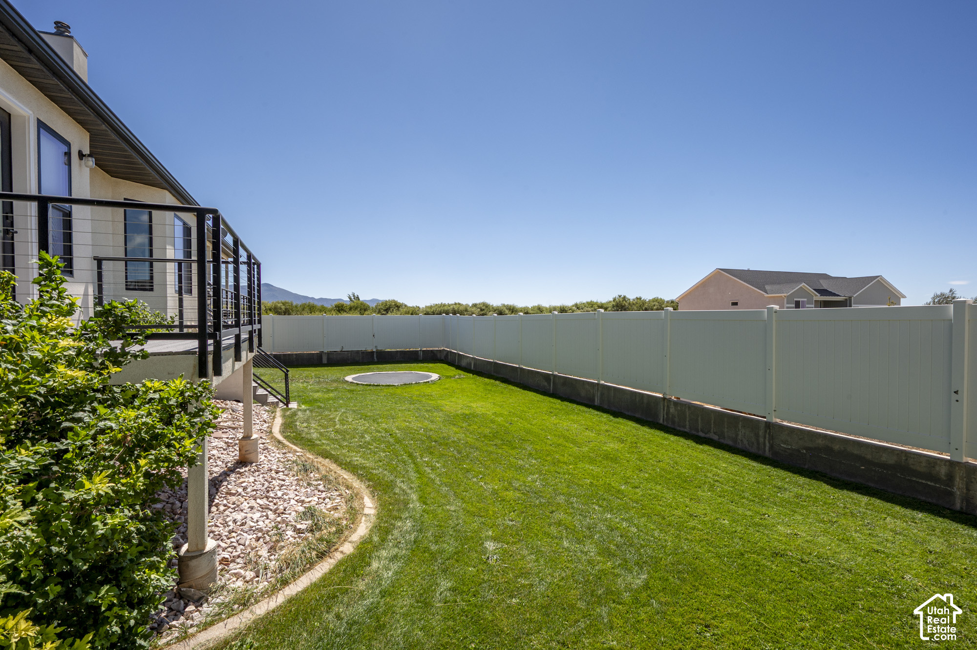 main property photo 45