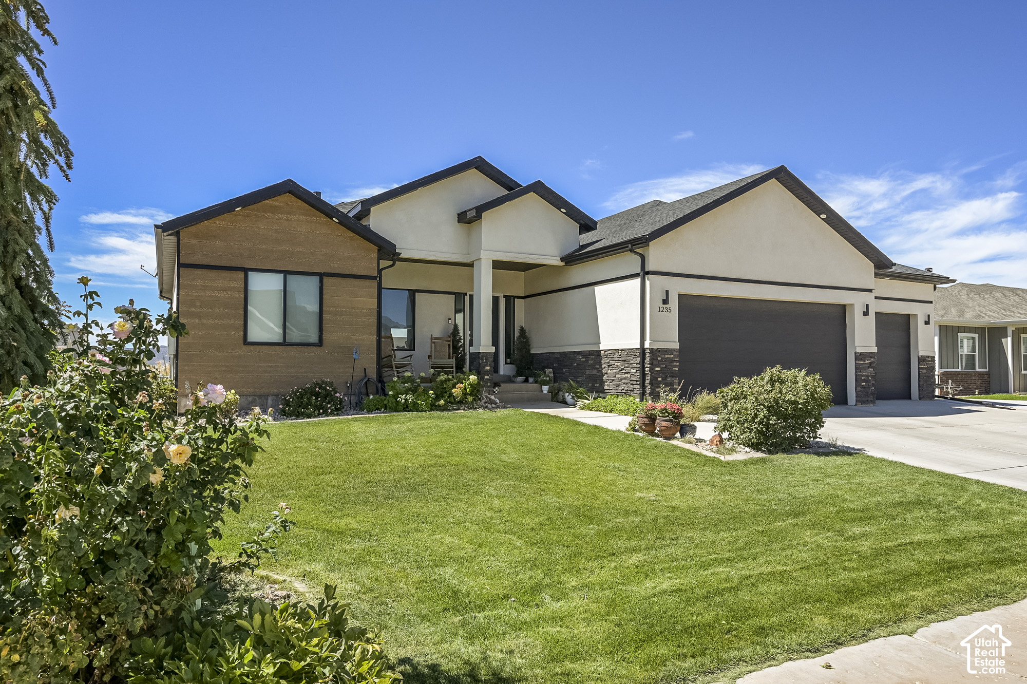 main property photo 59