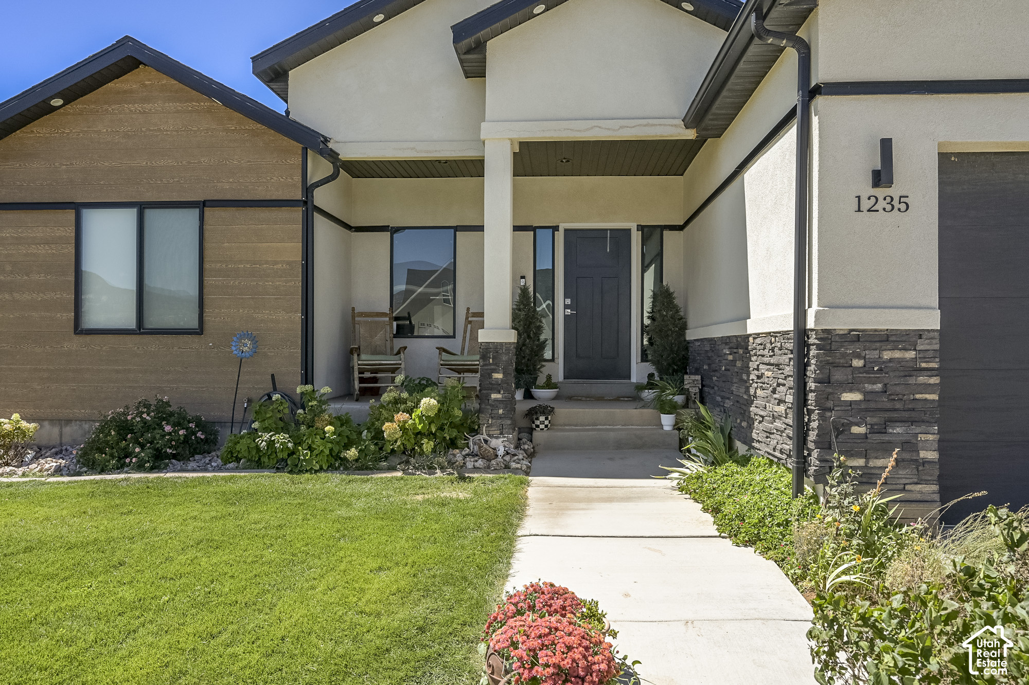 main property photo 61