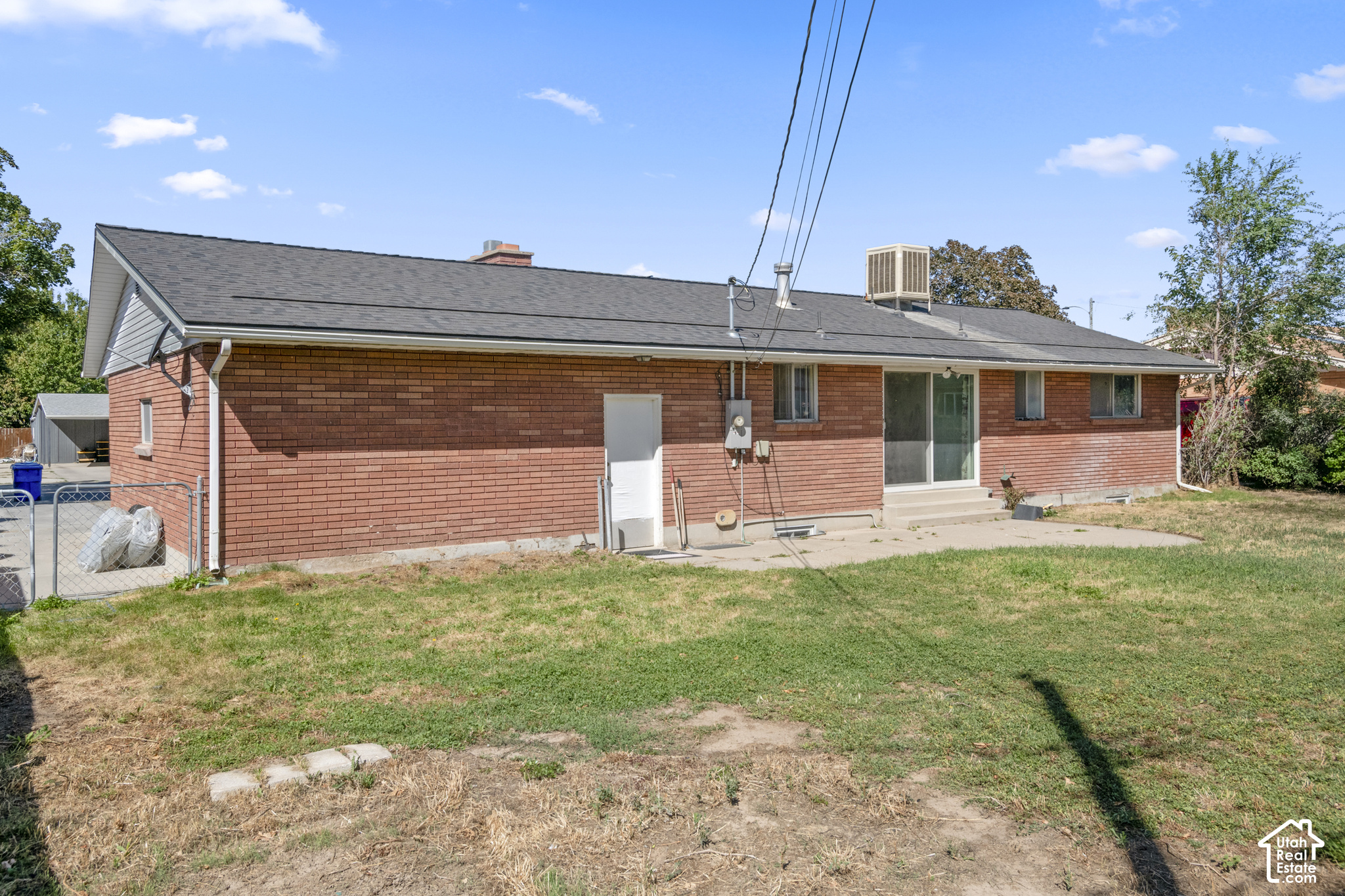 main property photo 23