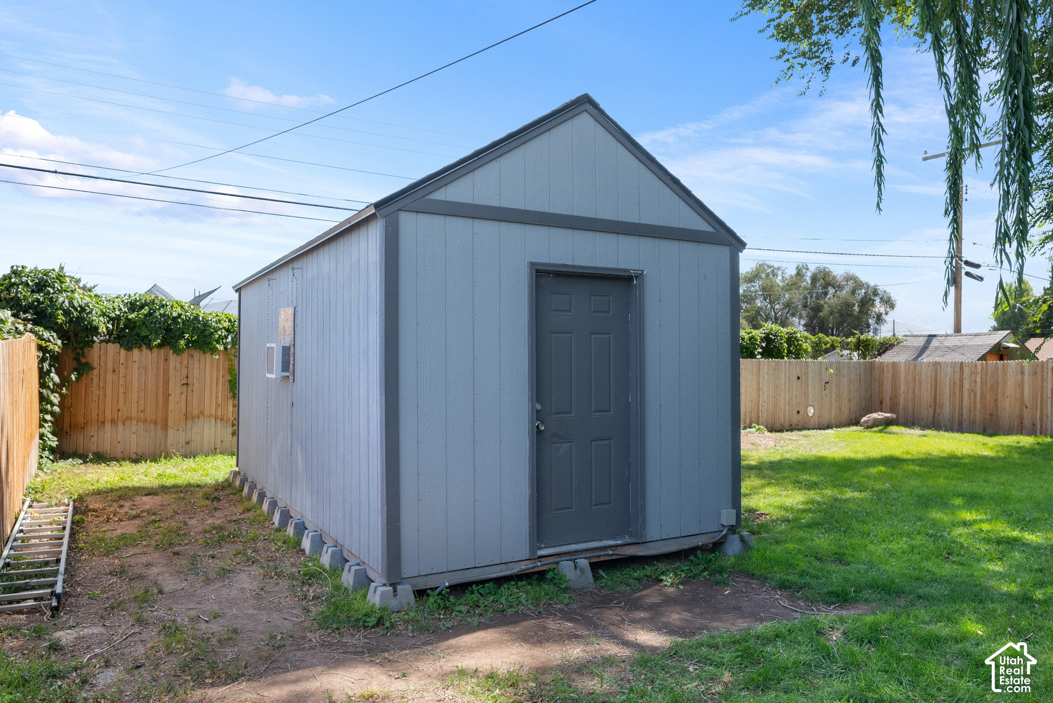 main property photo 18
