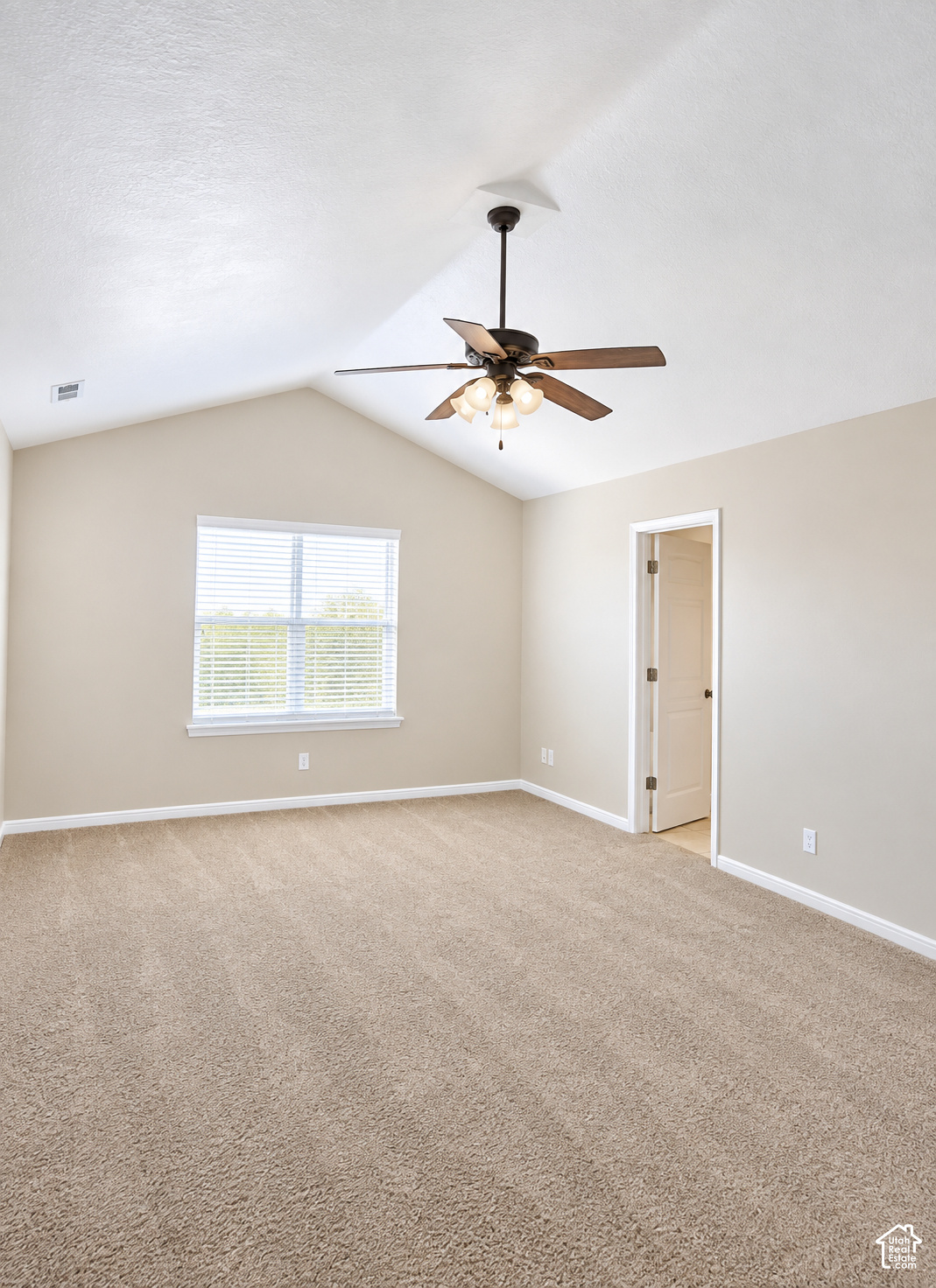 property viewer photo 14