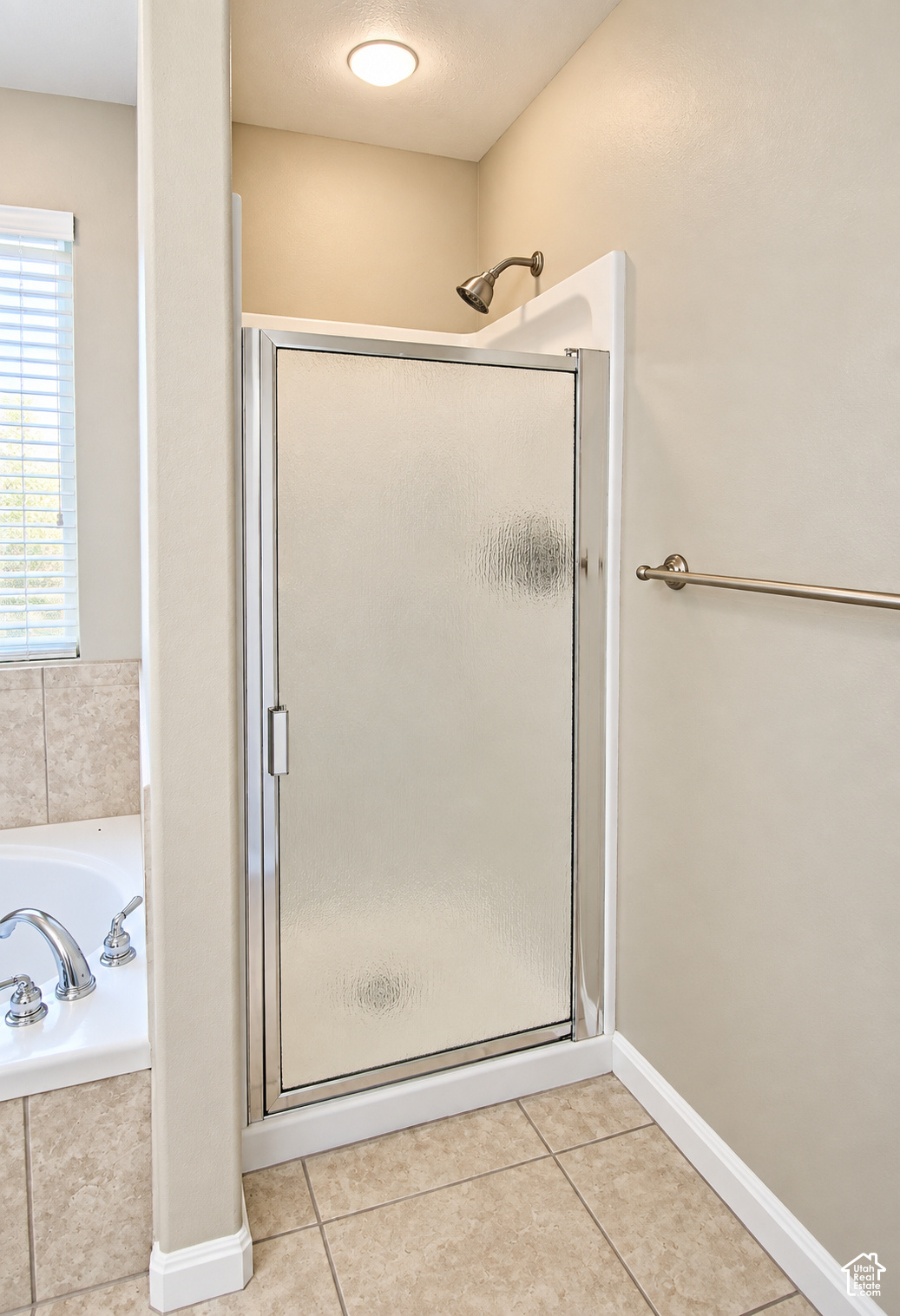 property viewer photo 19