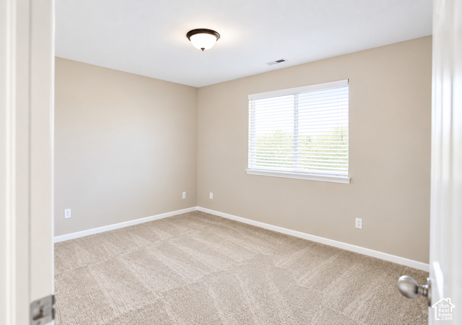 property viewer photo 26