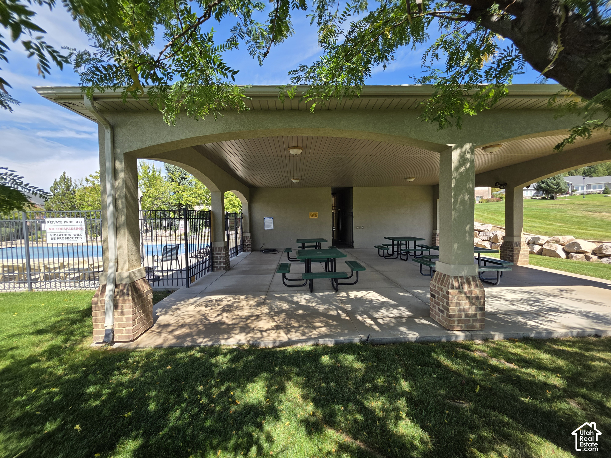 main property photo 60