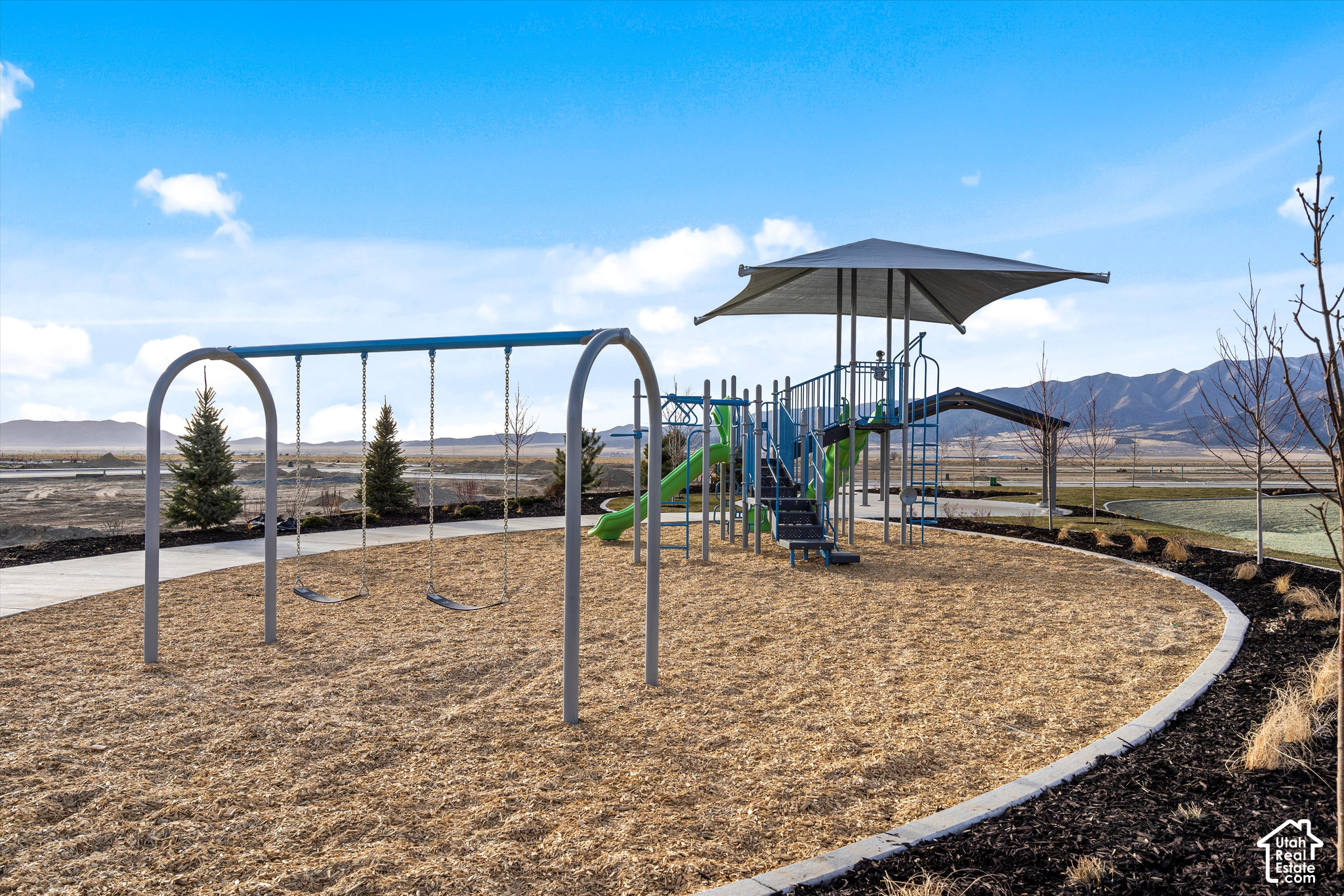 main property photo 46