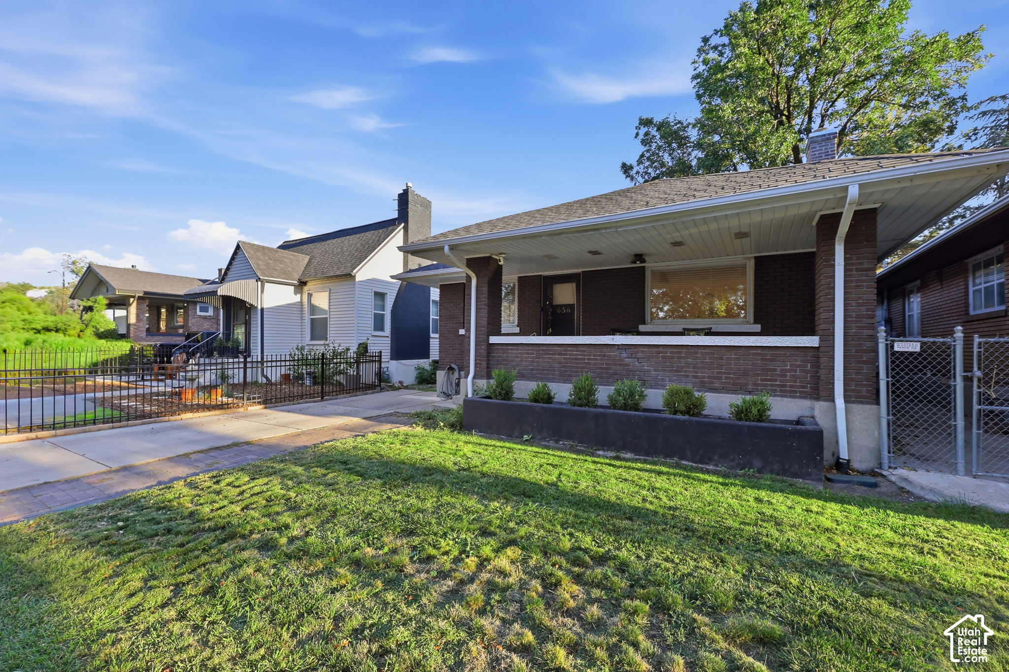 main property photo 36