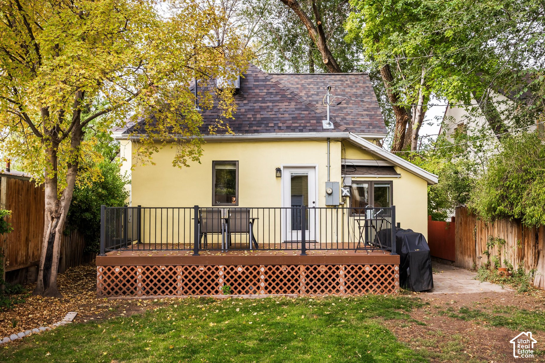 main property photo 10