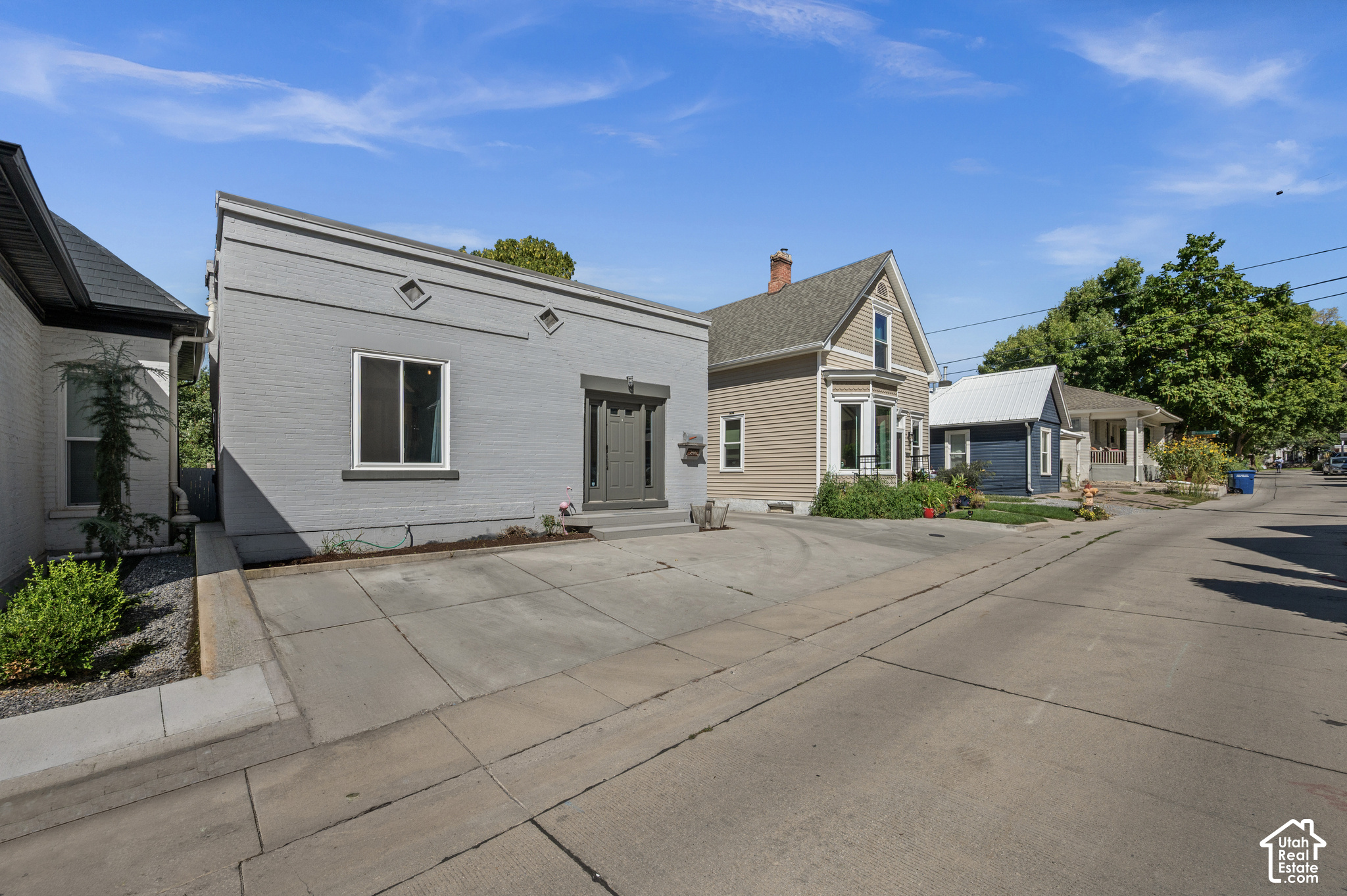 main property photo 15