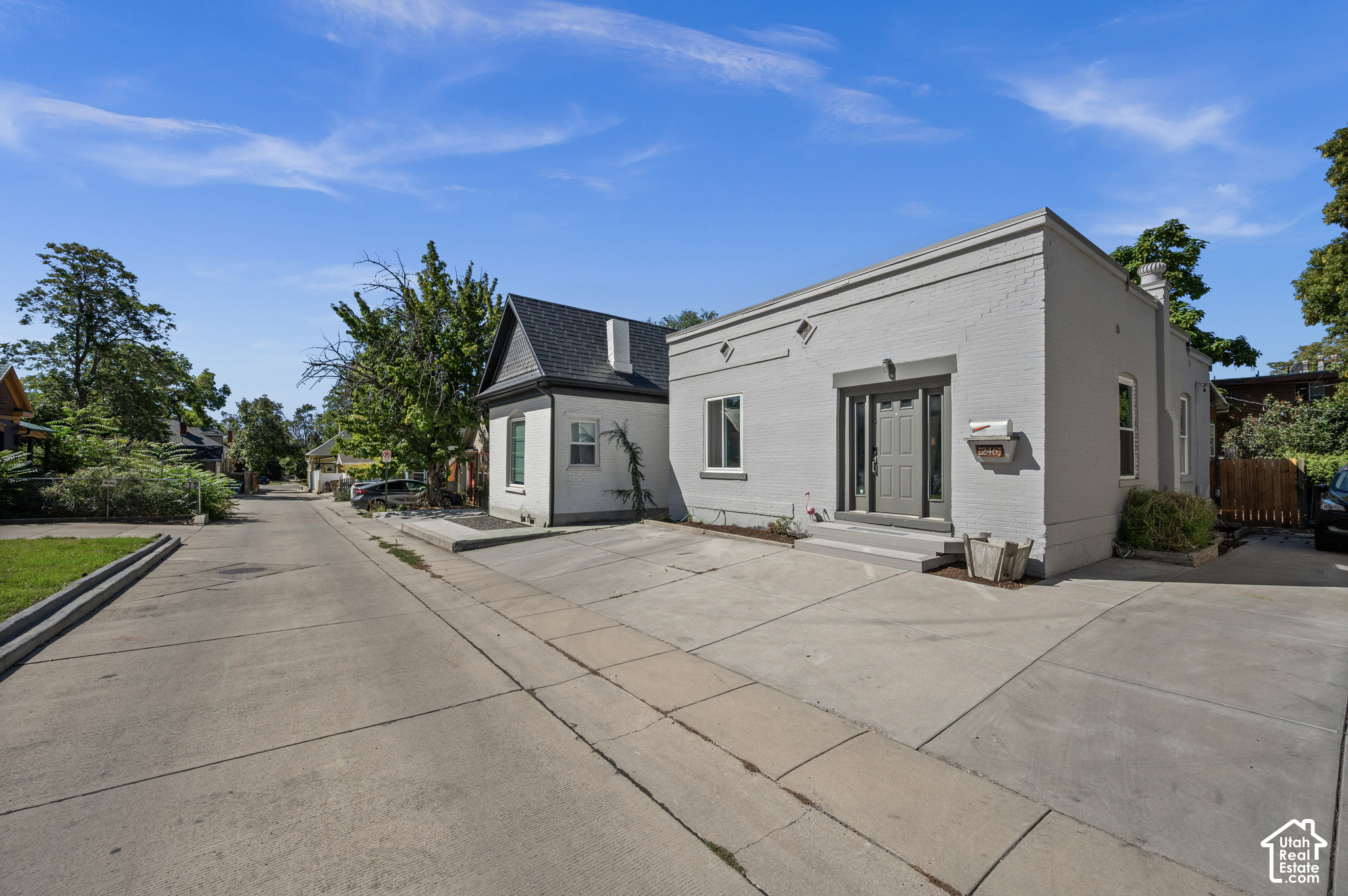 main property photo 17