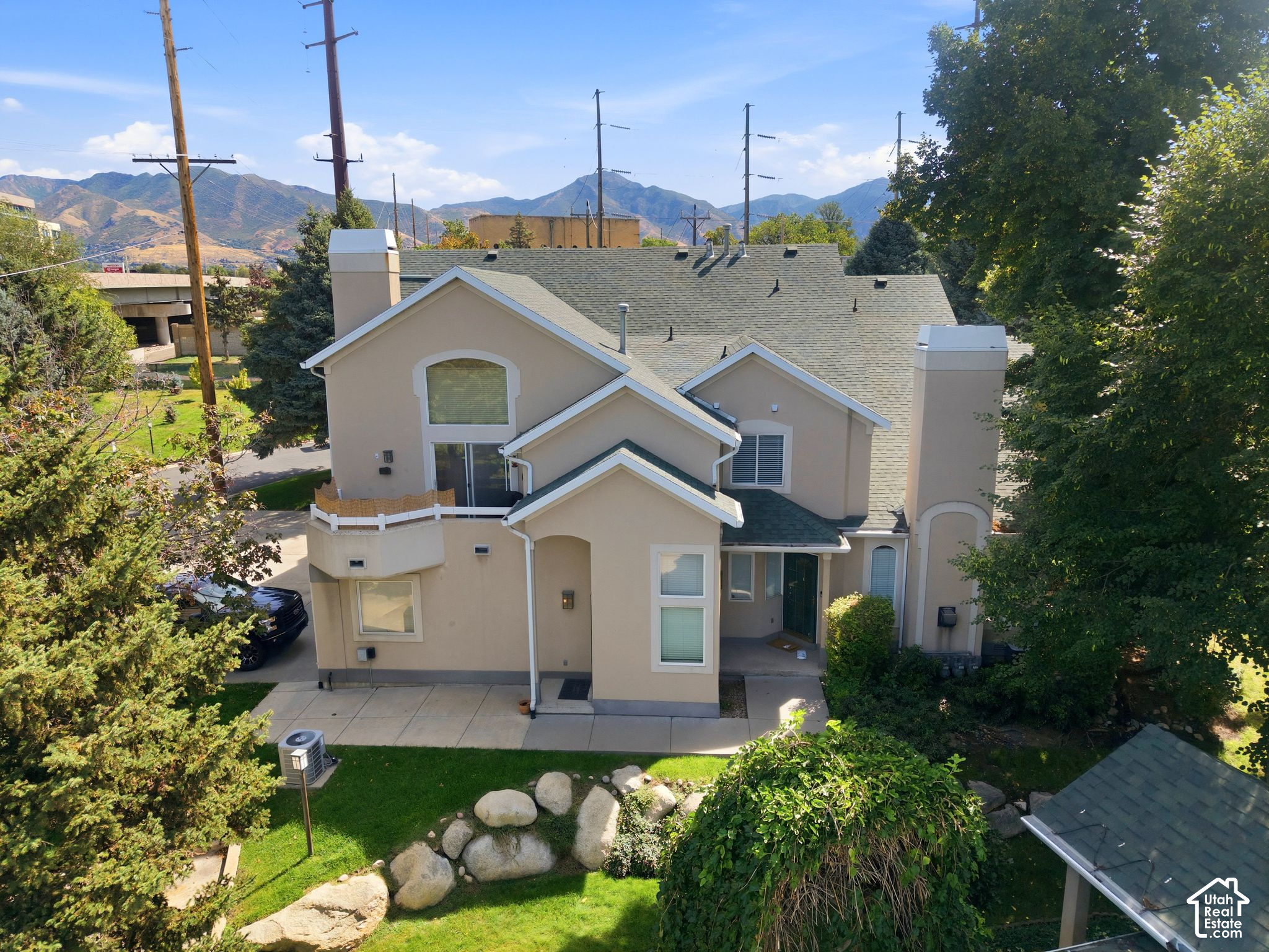 main property photo 22