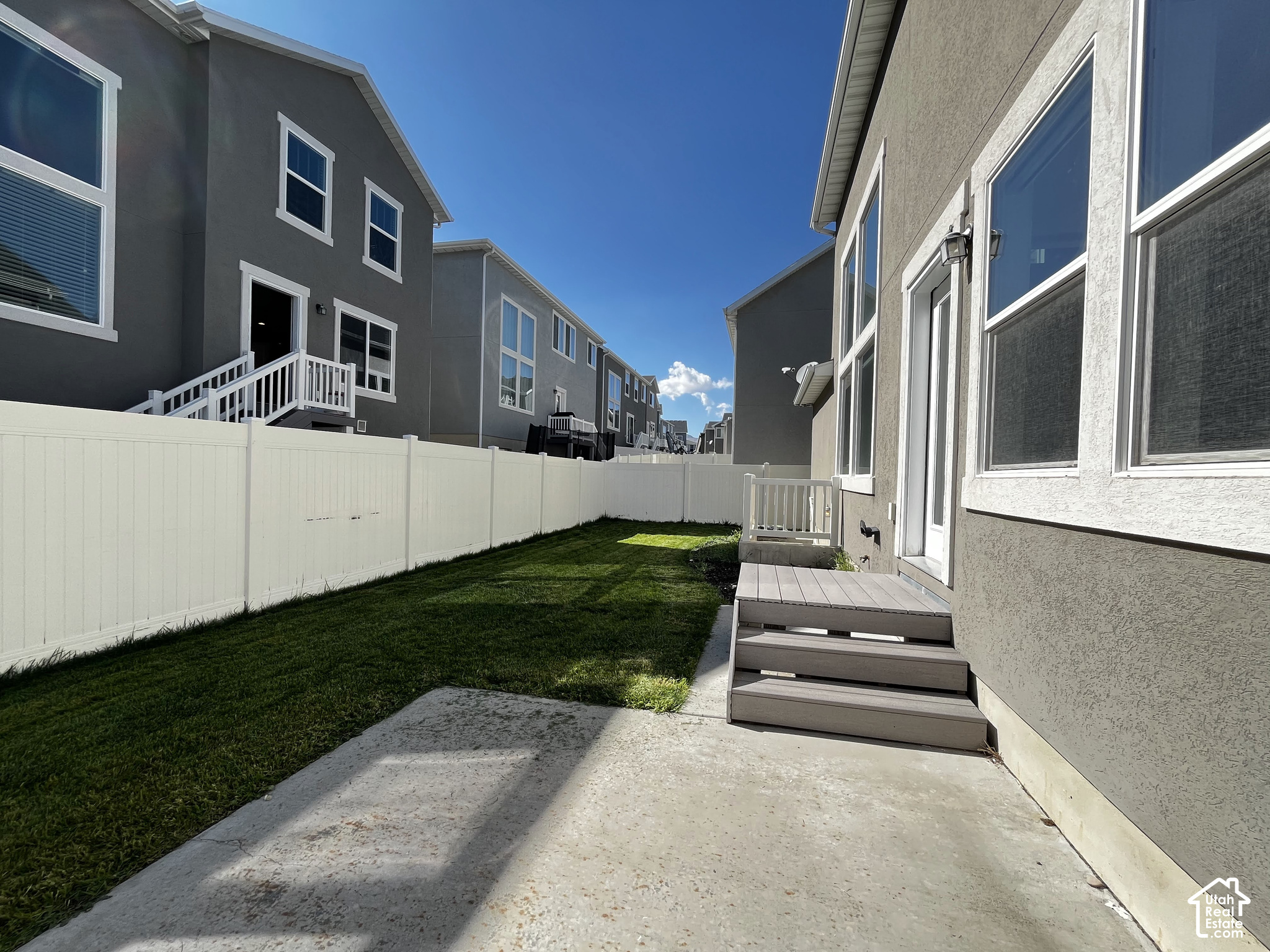 main property photo 39