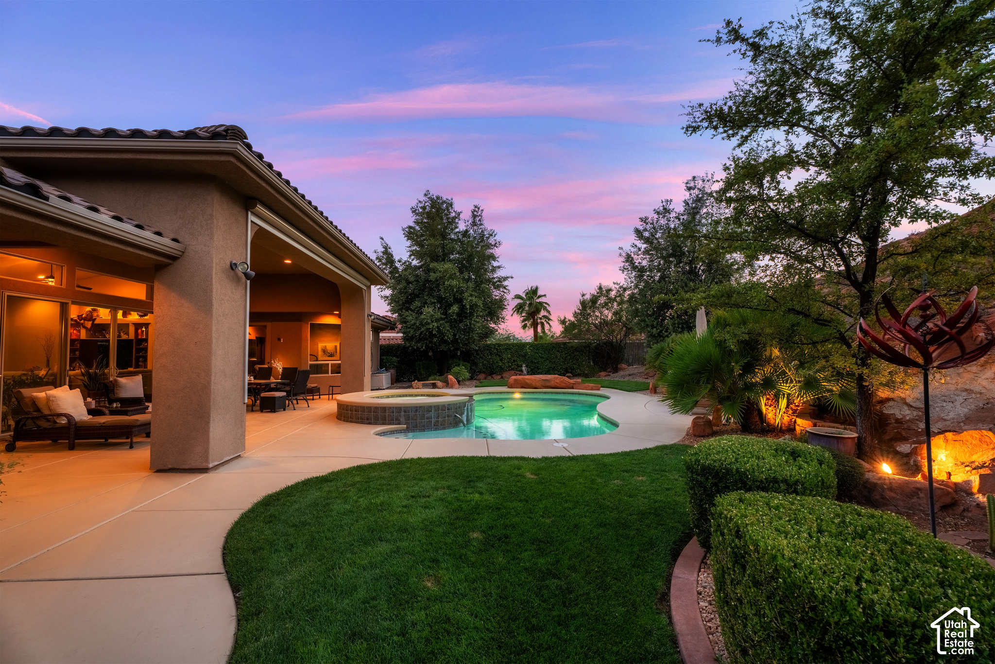 main property photo 3