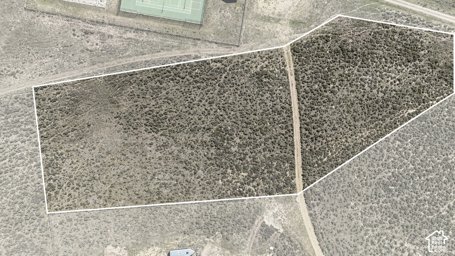 main property photo 17
