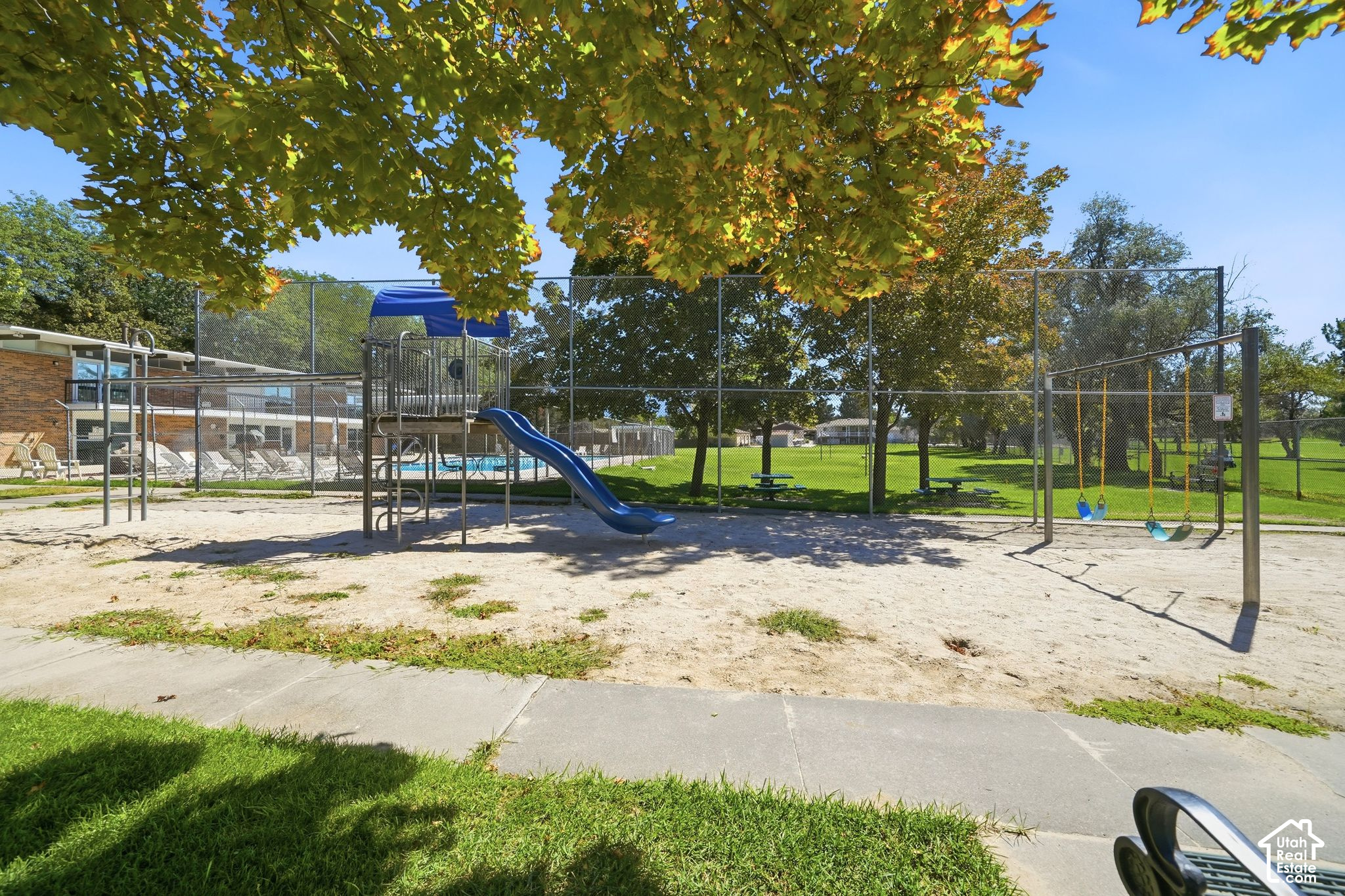 main property photo 59