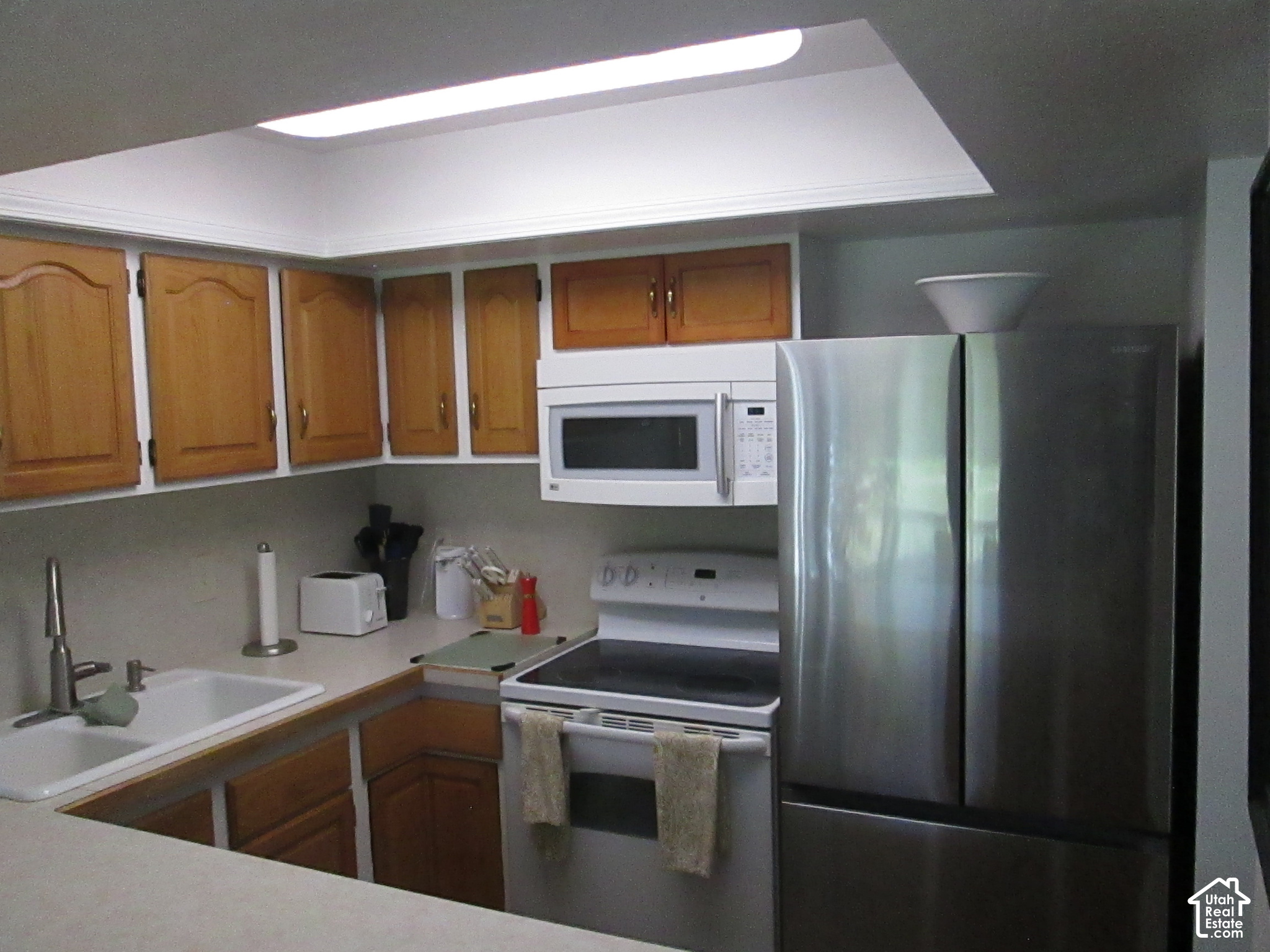 main property photo 13