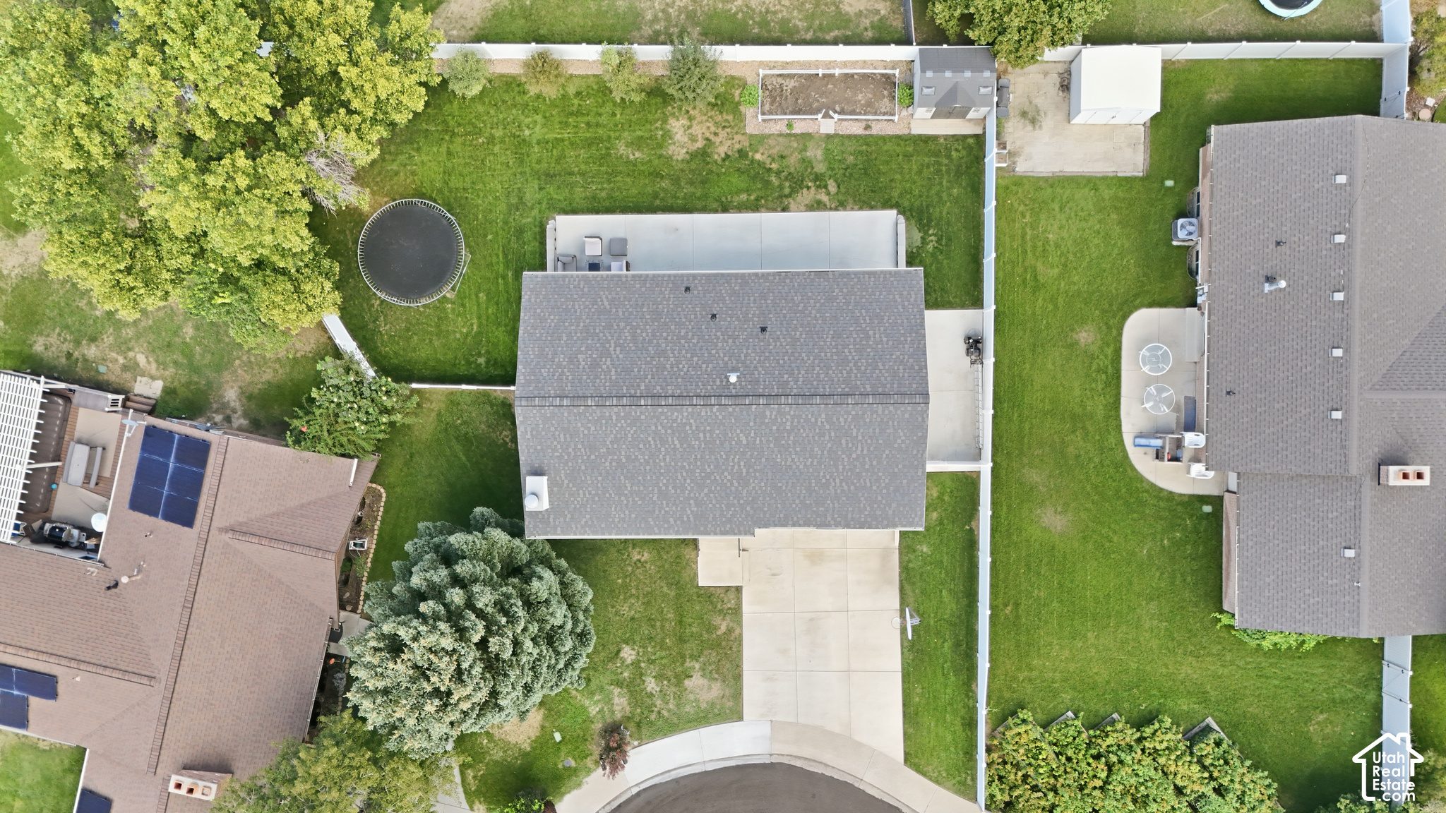 main property photo 44