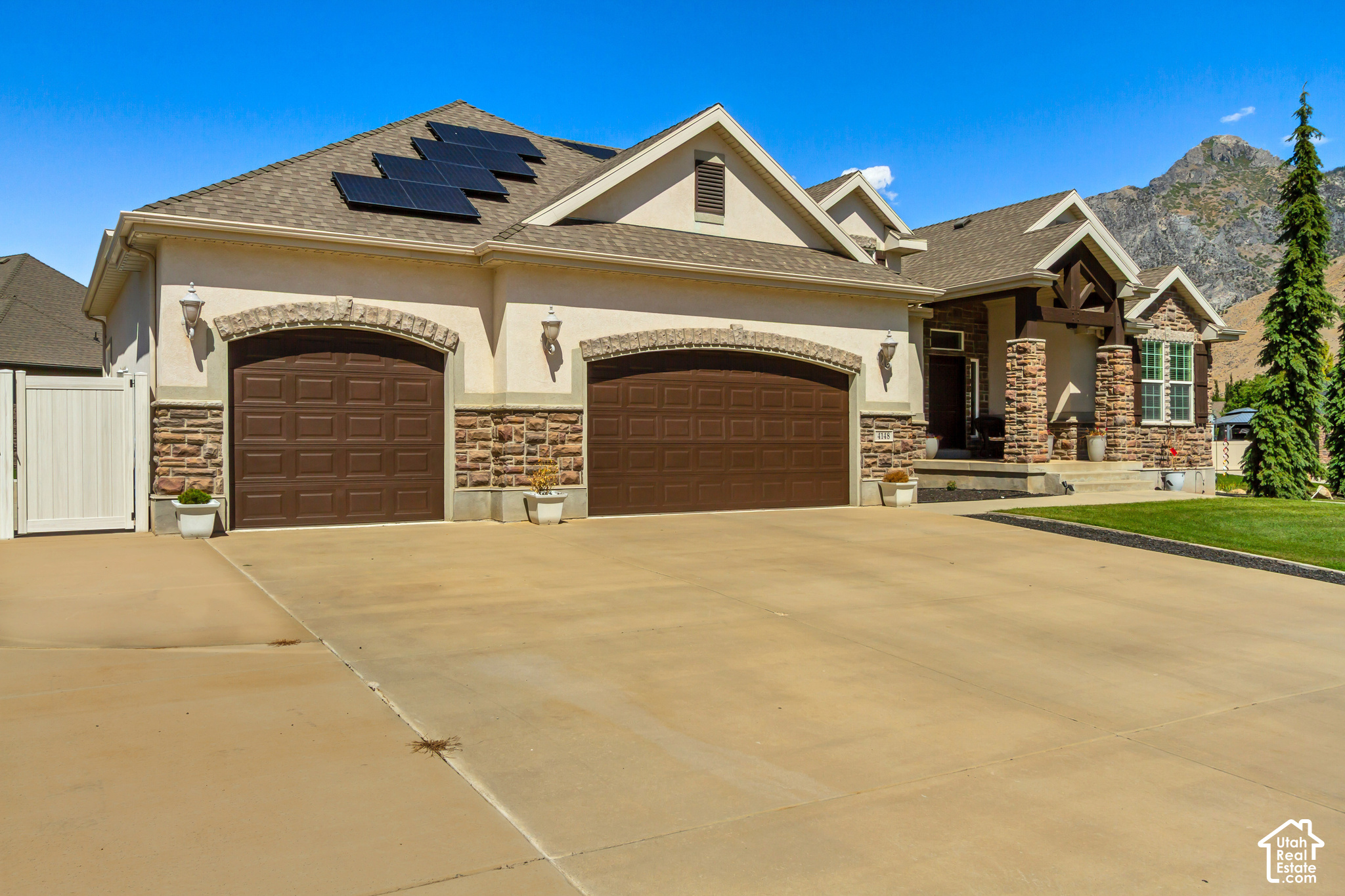 main property photo 44