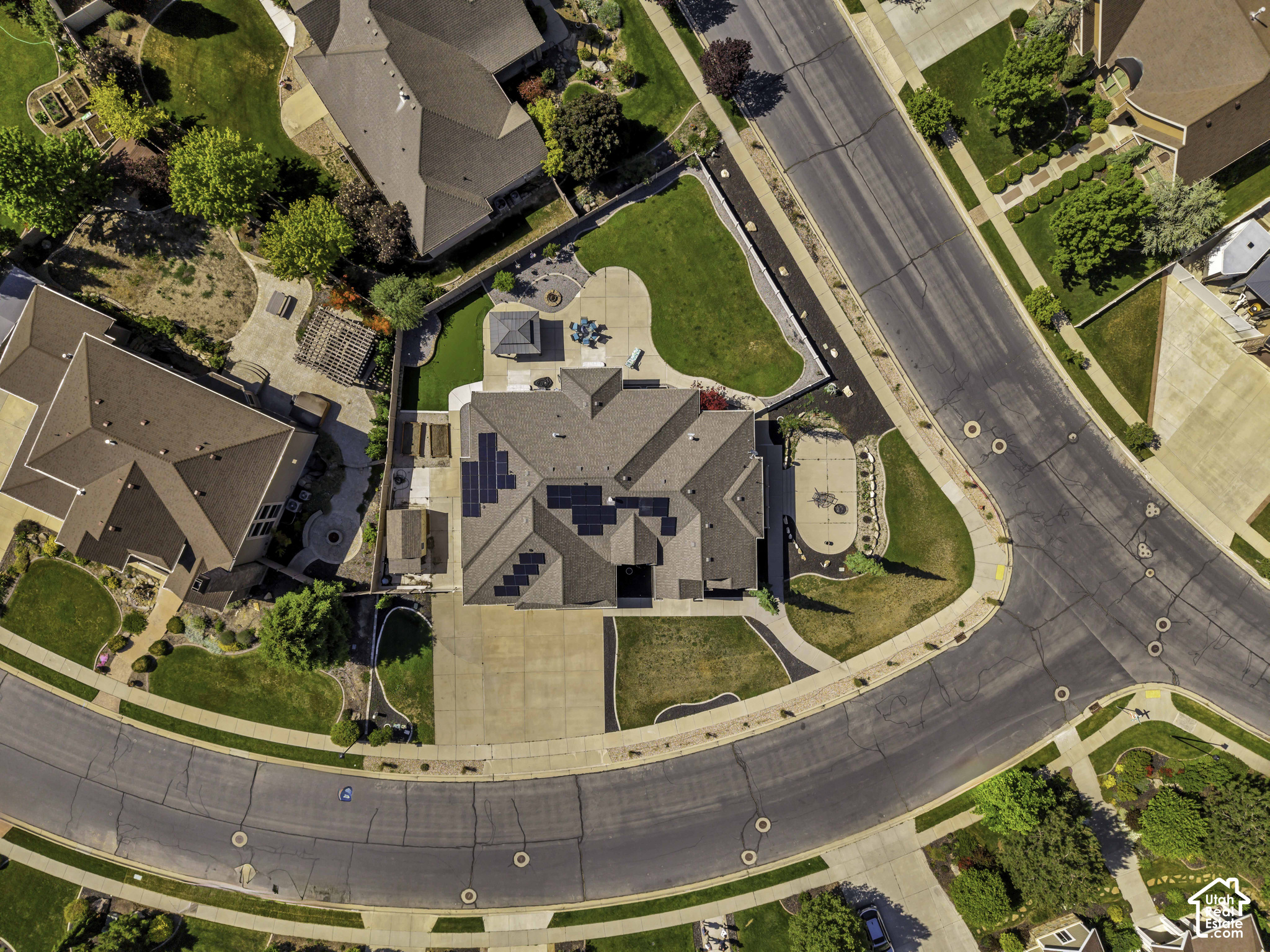main property photo 49
