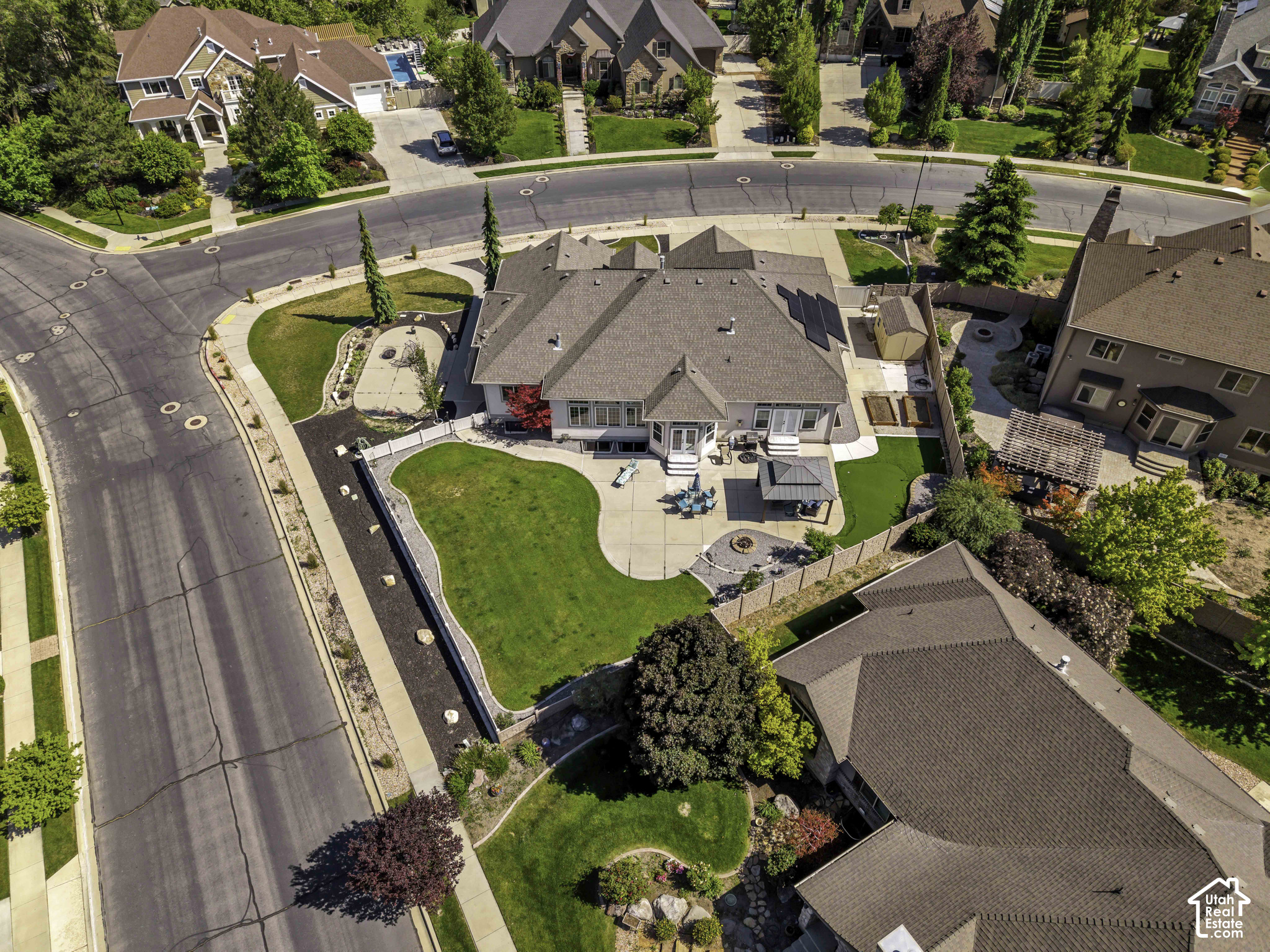 main property photo 50