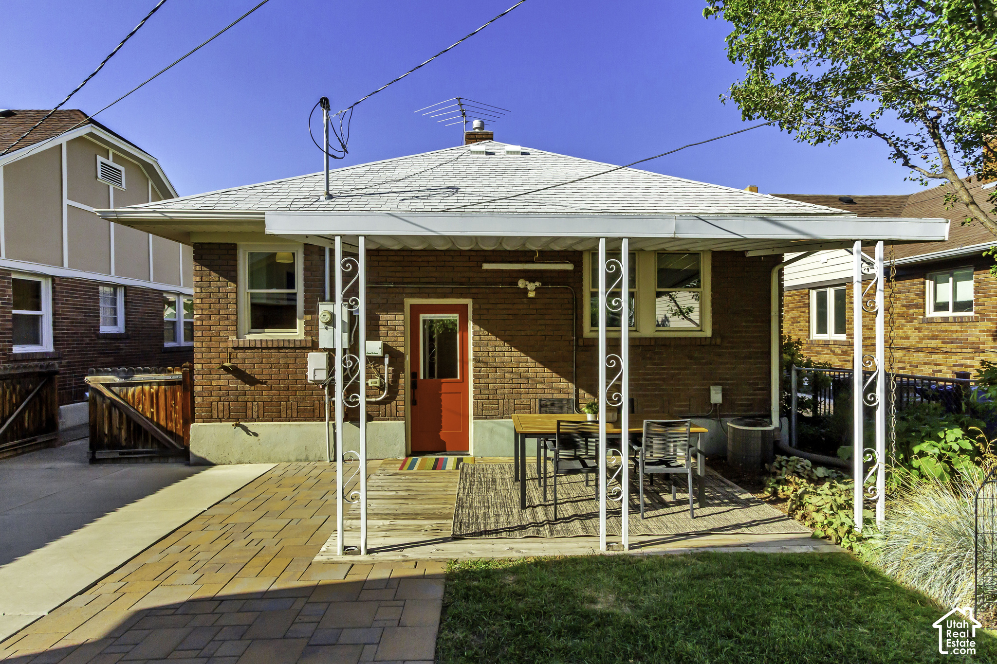 main property photo 26