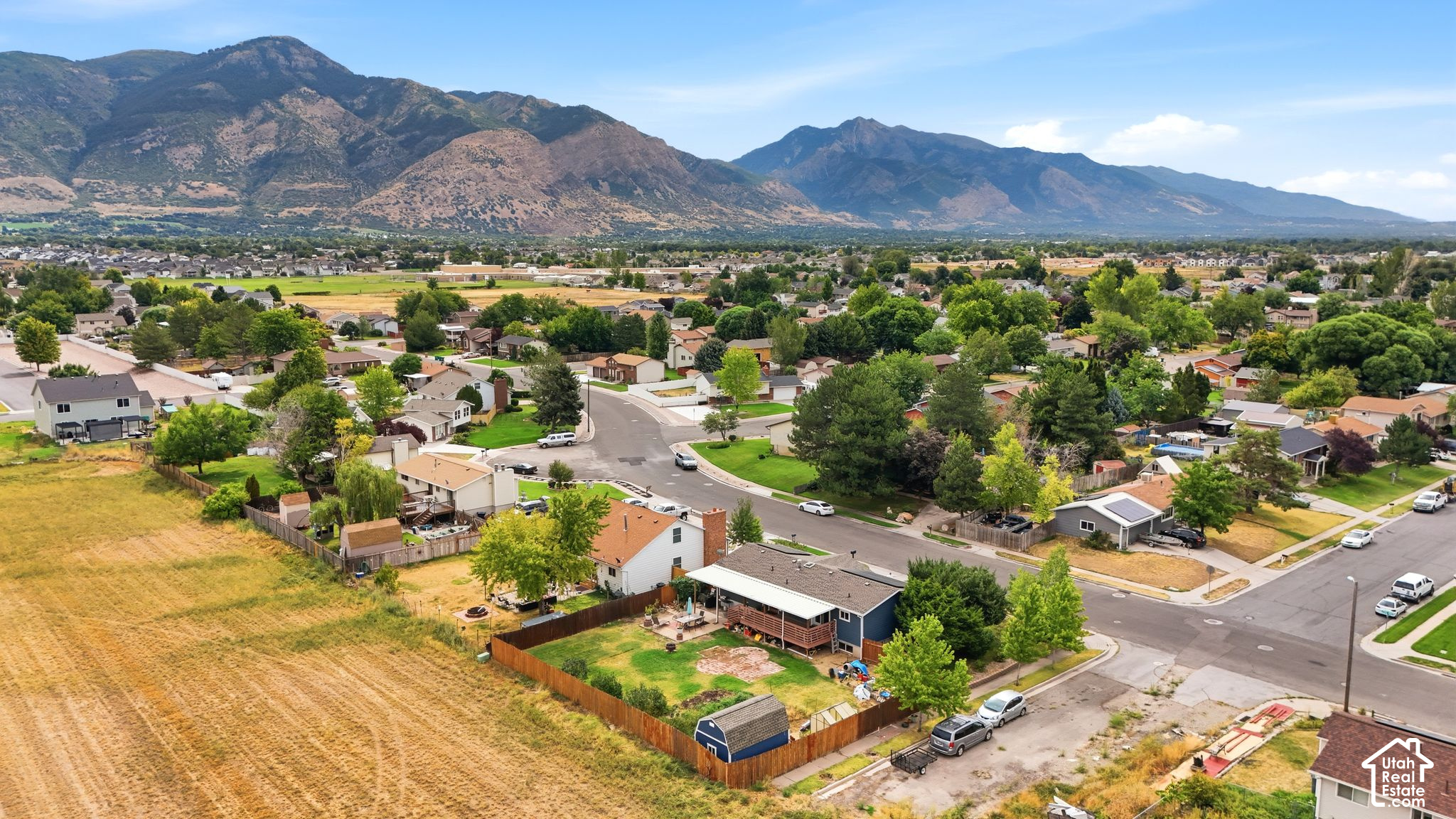 main property photo 30