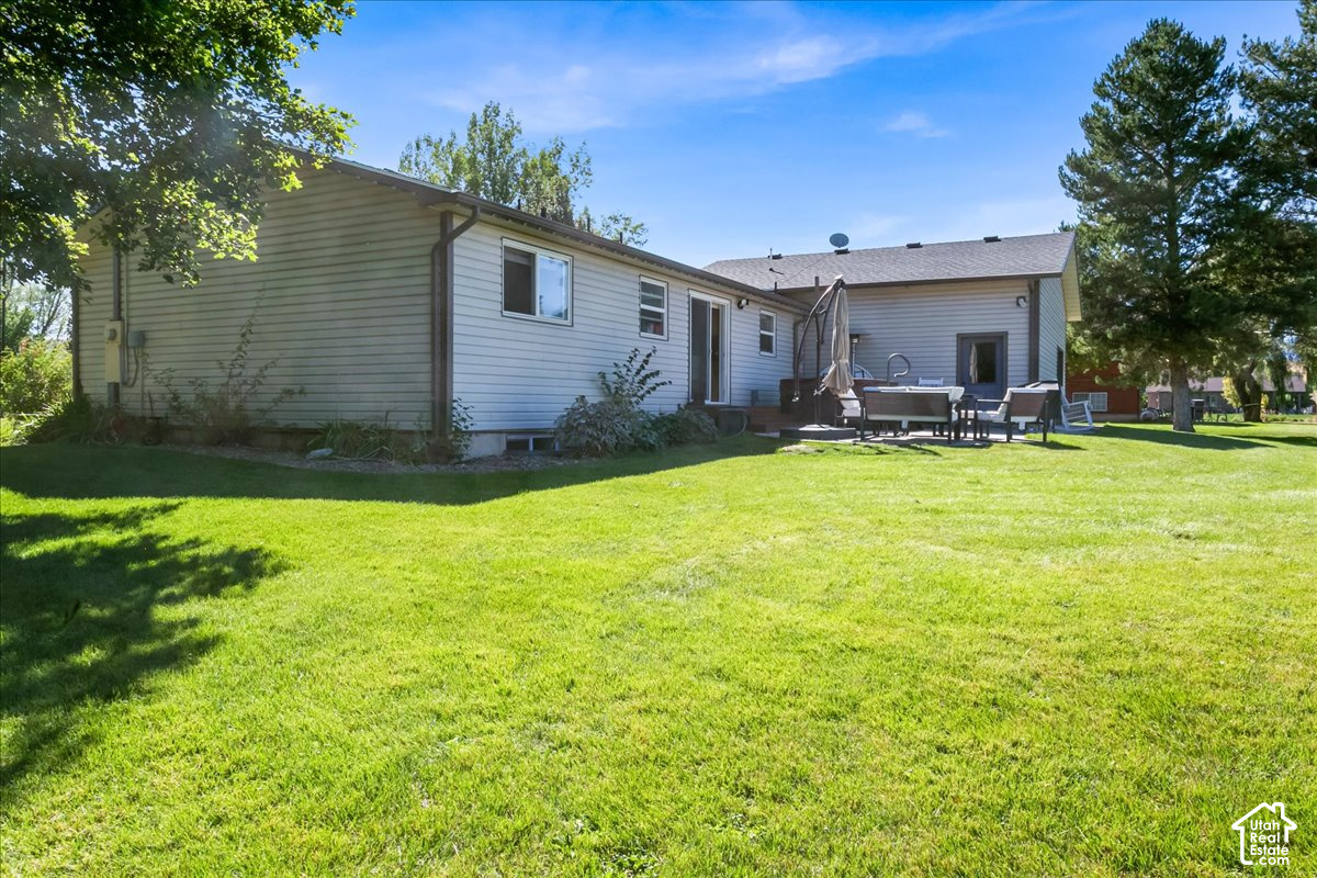 main property photo 44