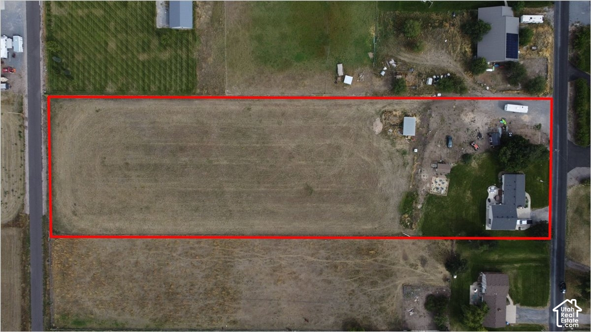 main property photo 47