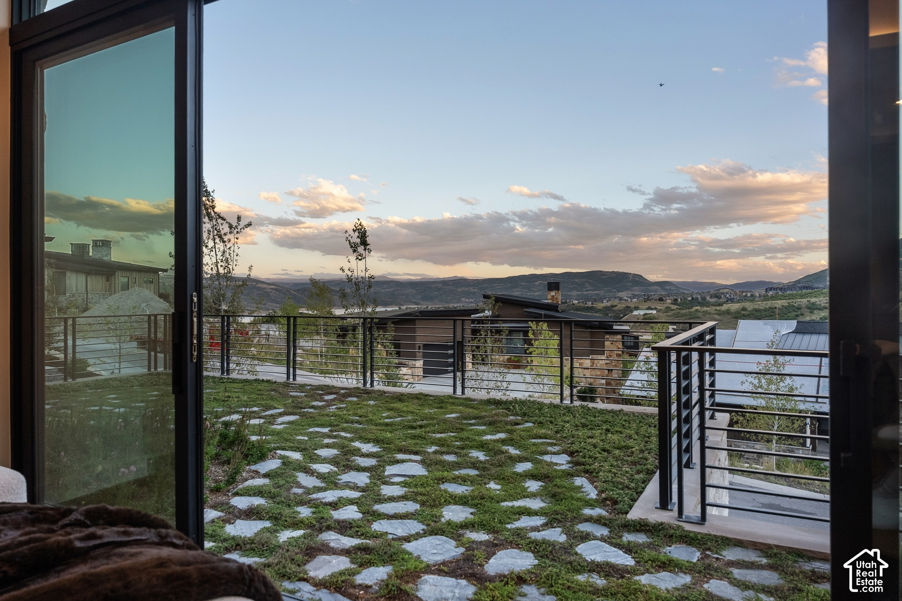 main property photo 129