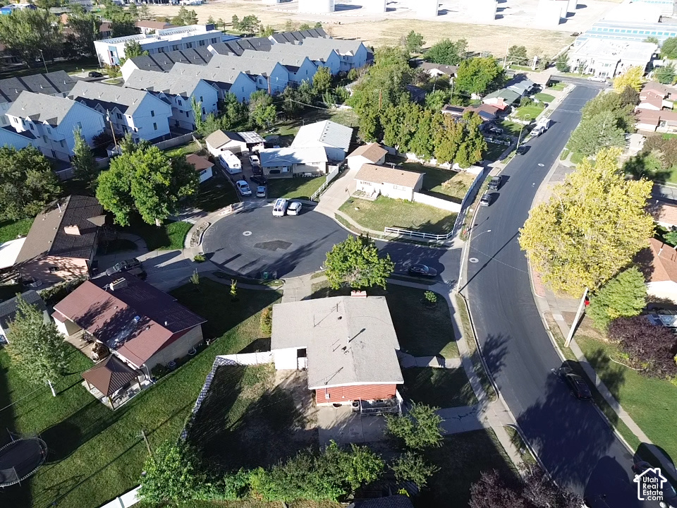 main property photo 25