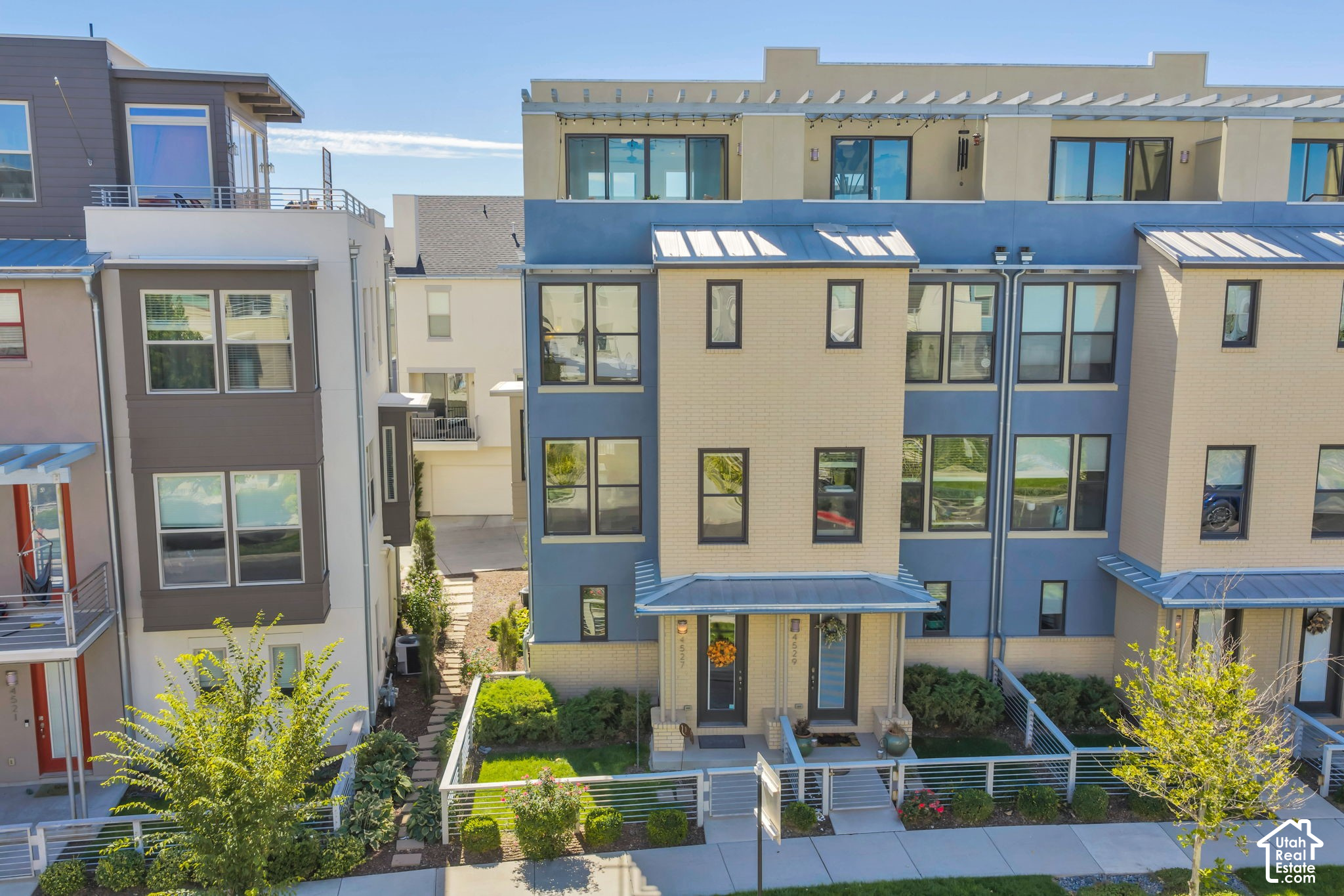main property photo 43