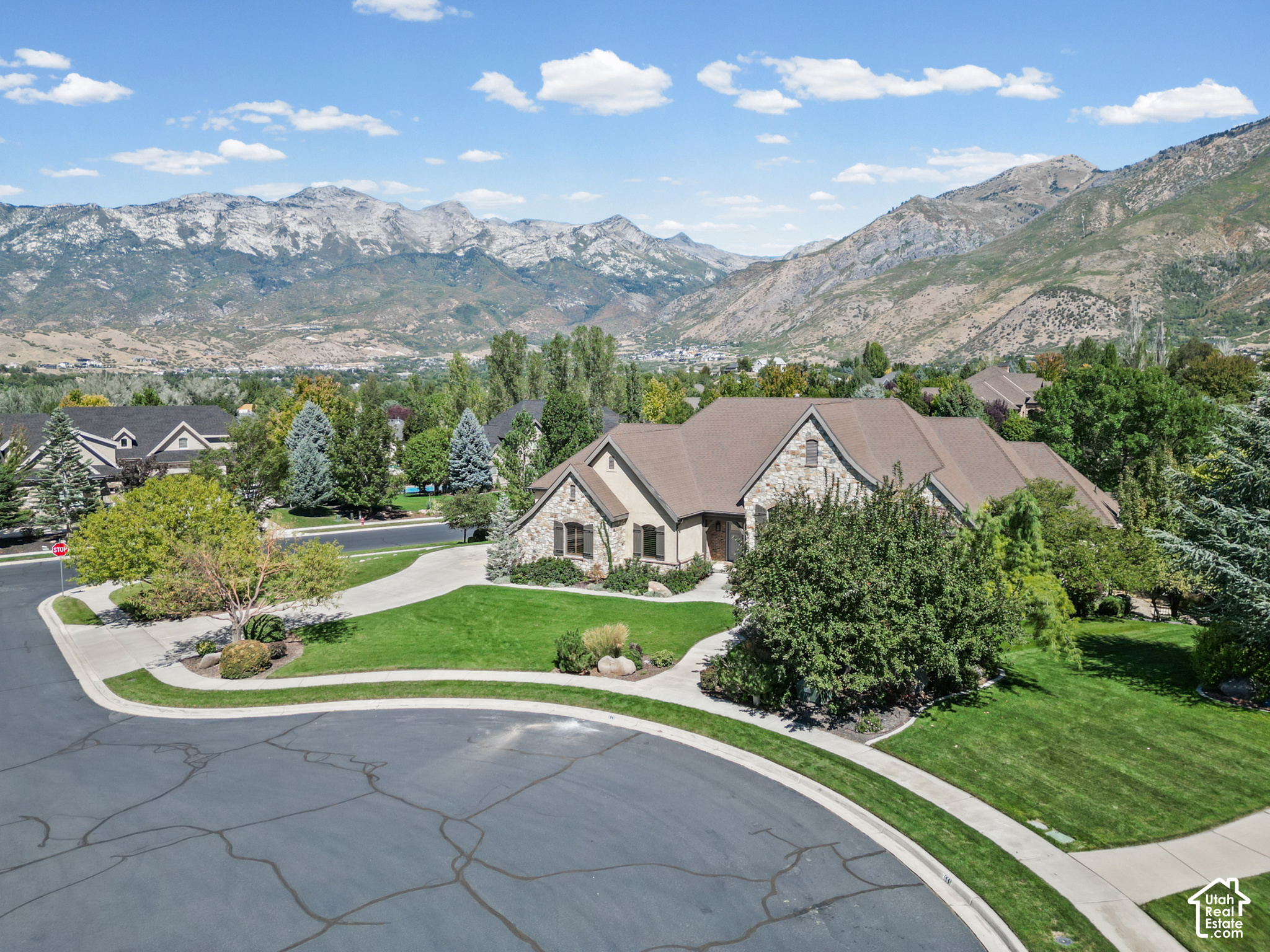 main property photo 9