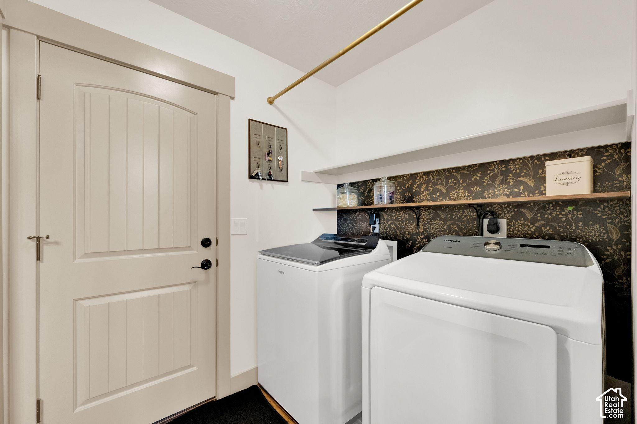 main property photo 19