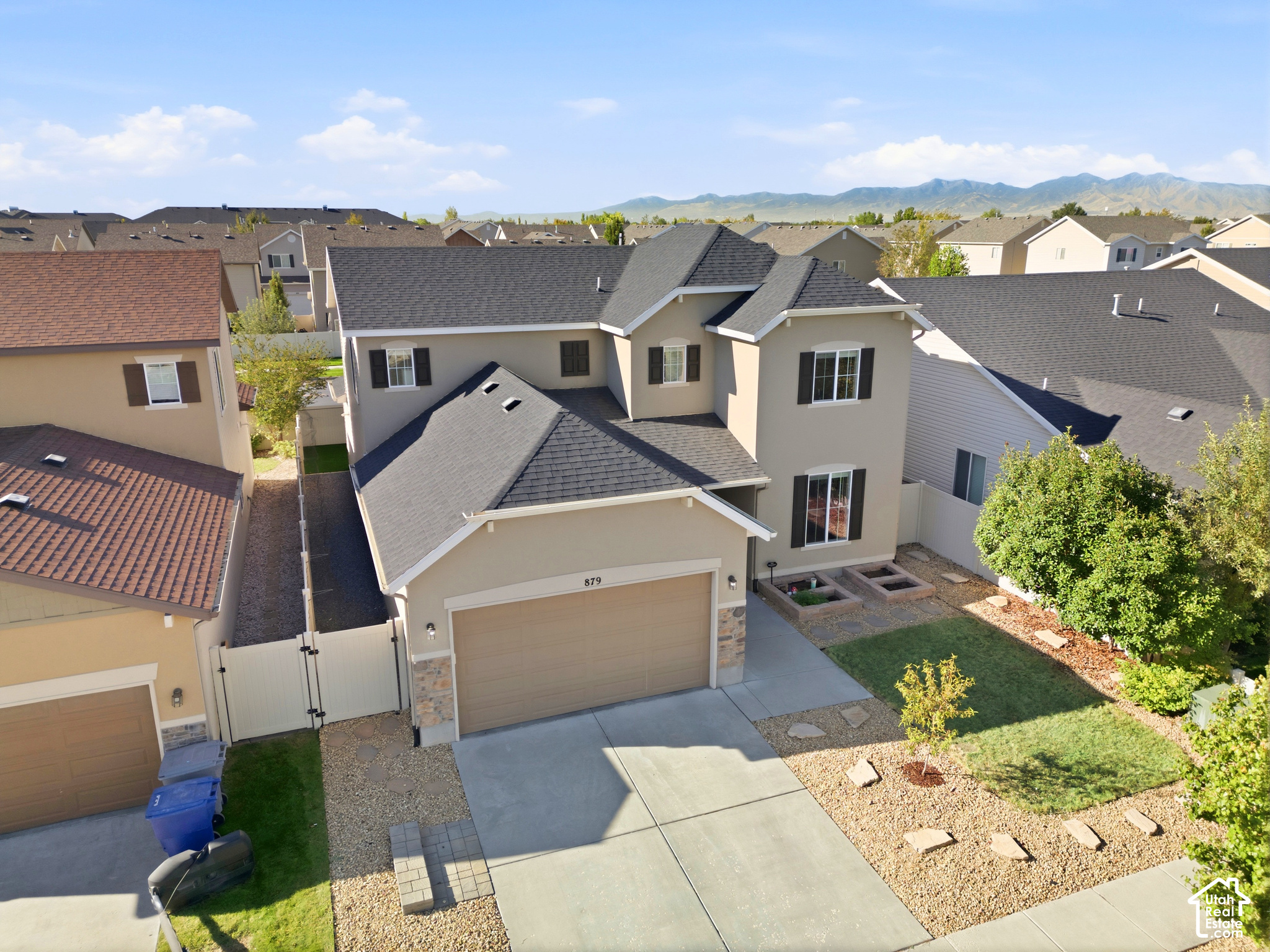 main property photo 50