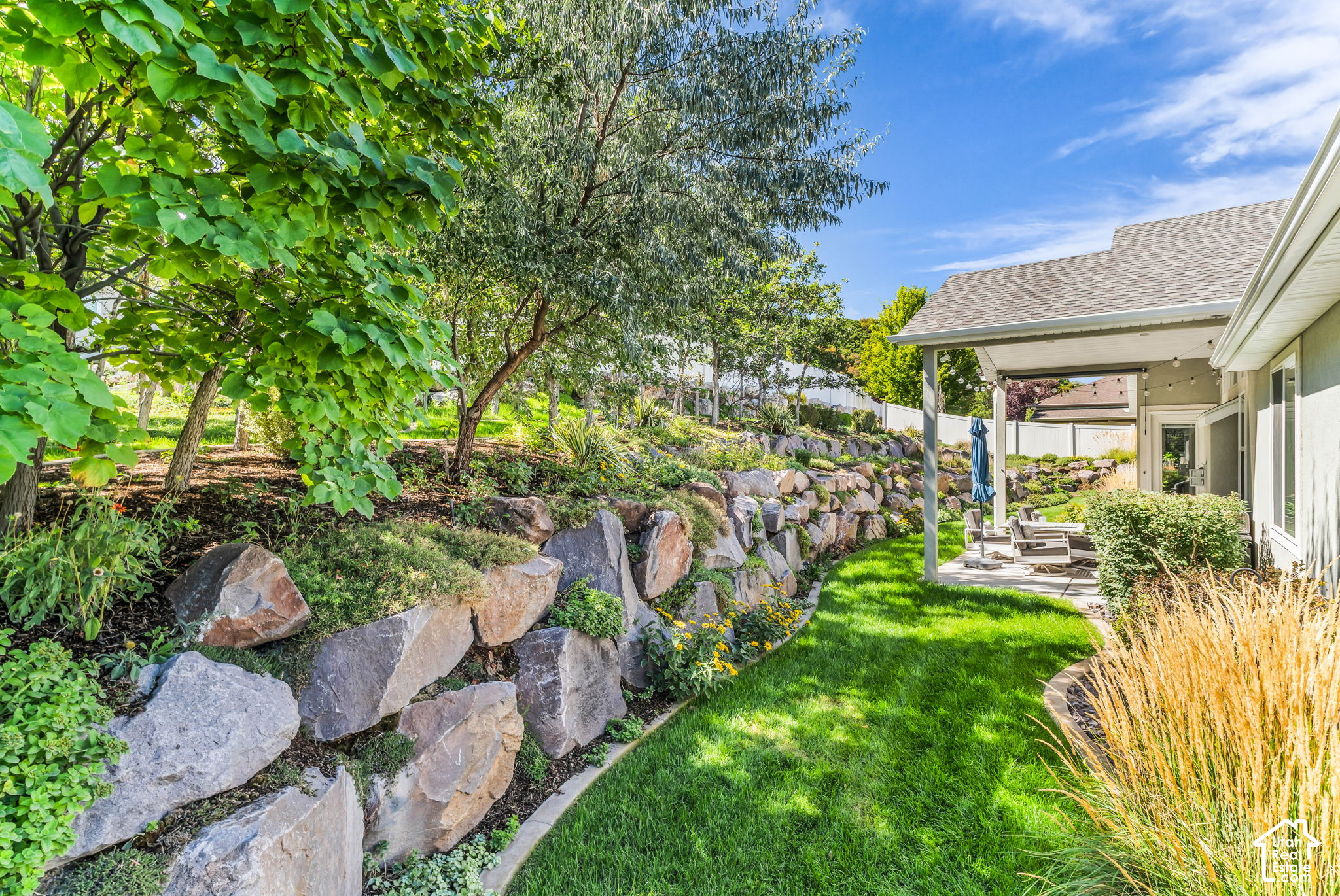 main property photo 50