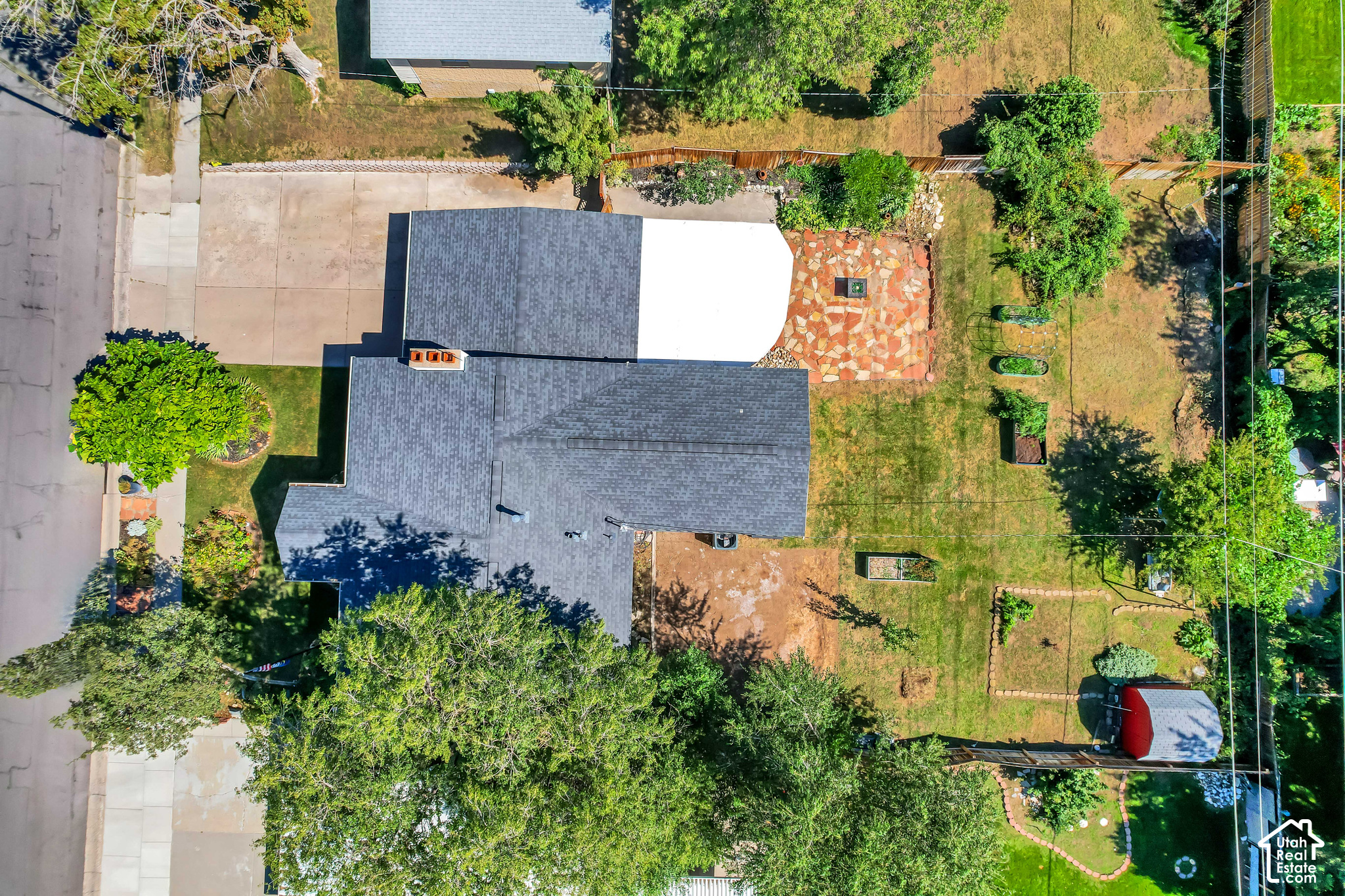 main property photo 43
