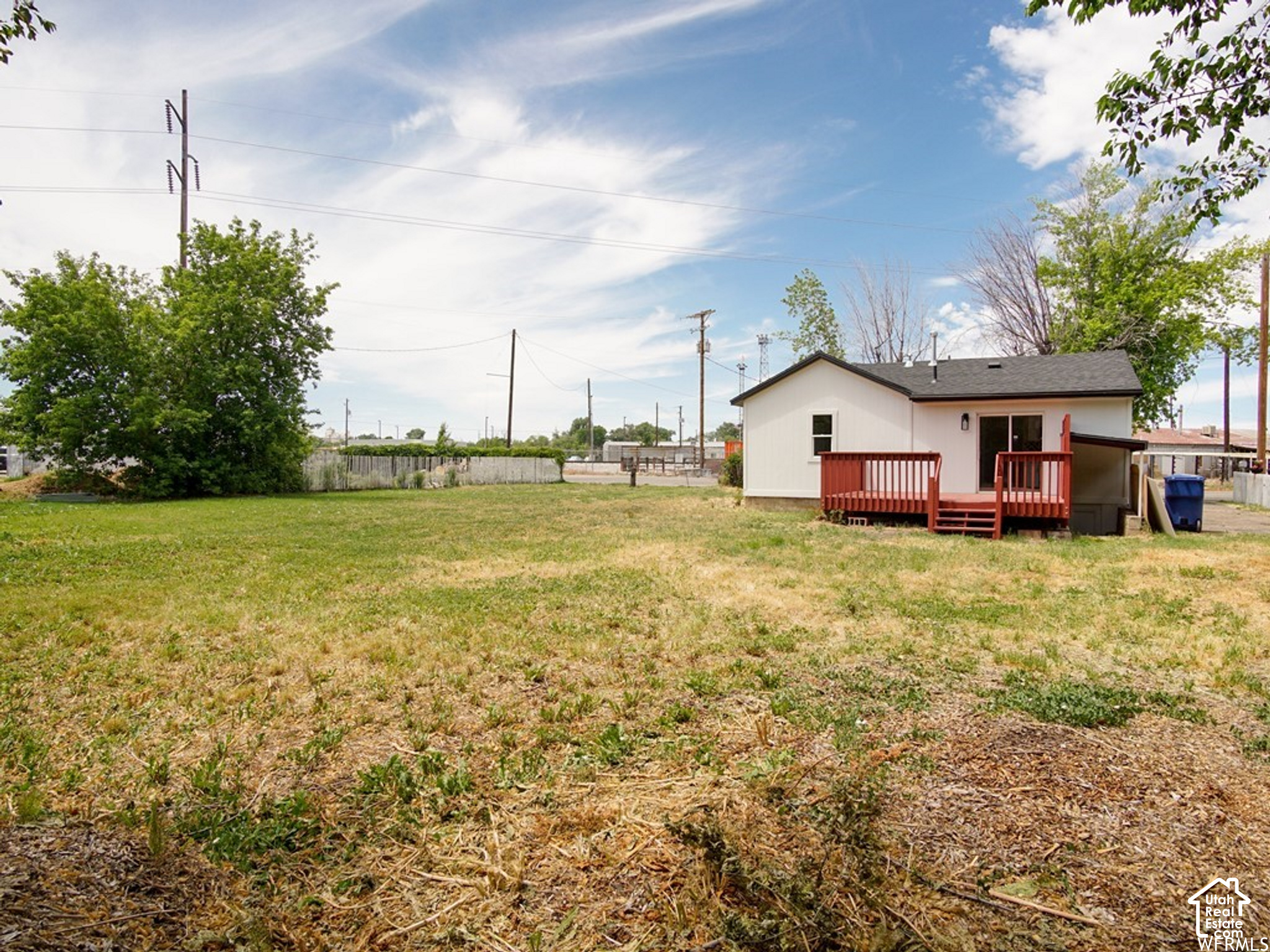 main property photo 16