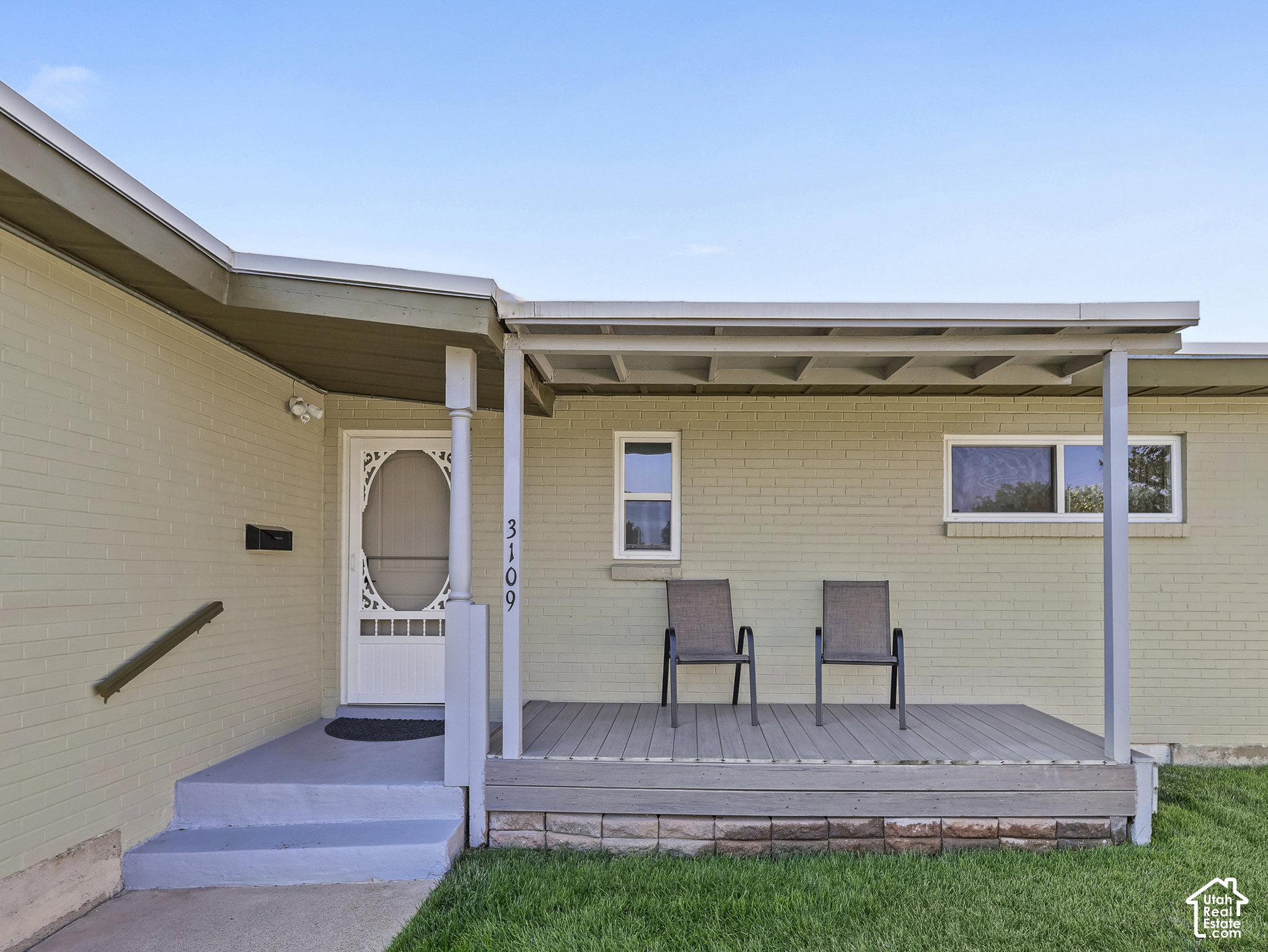 main property photo 22
