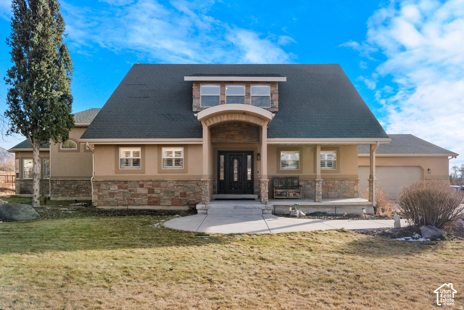 main property photo 10