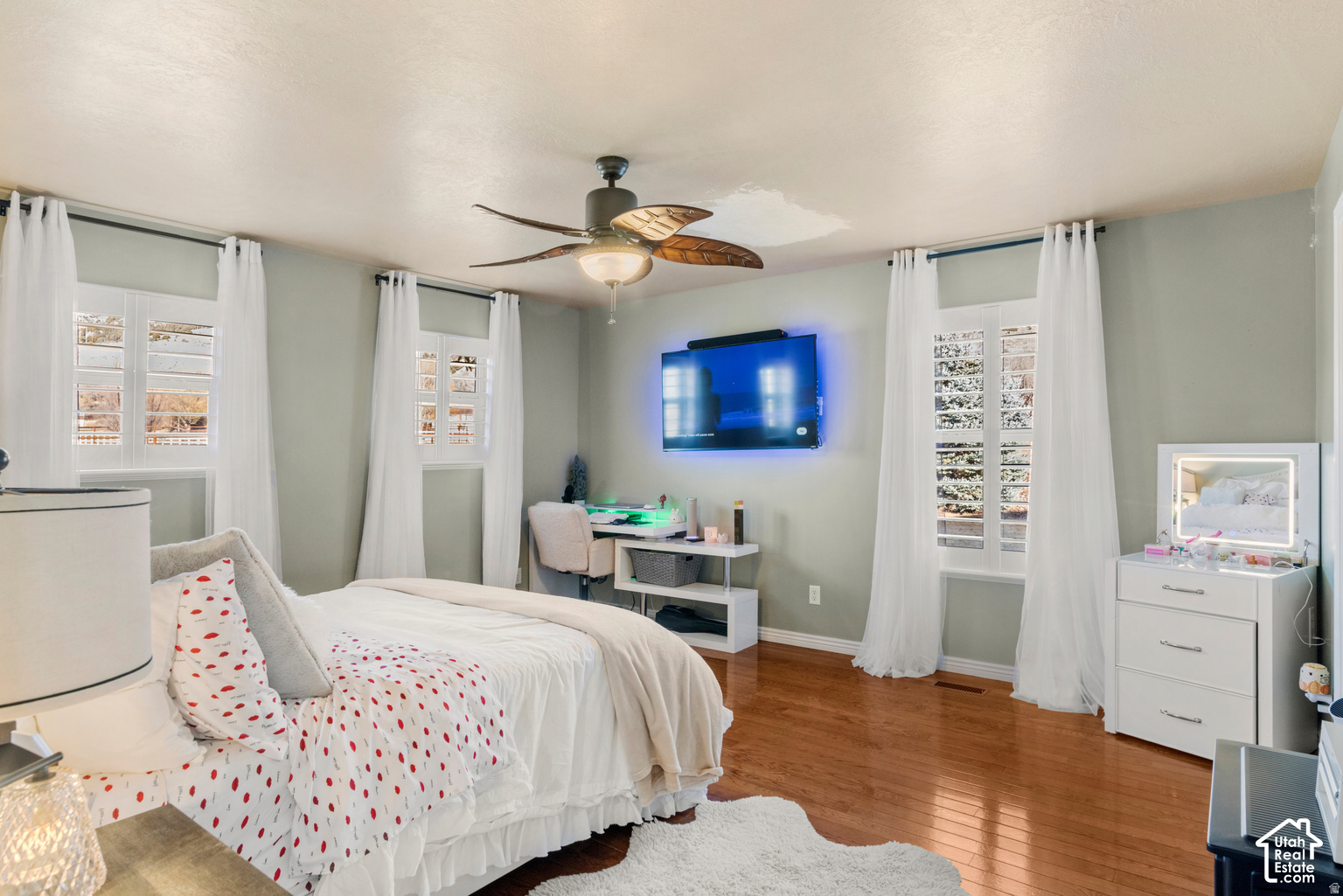 main property photo 45
